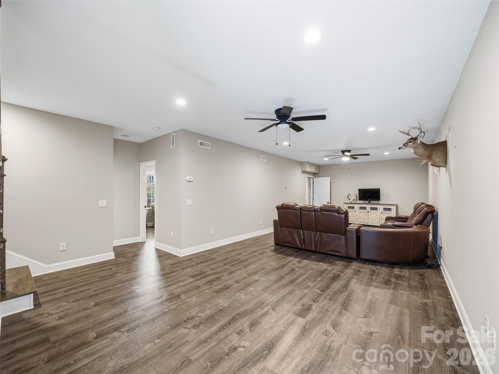 111 Wipprecht Drive Property Photo 33