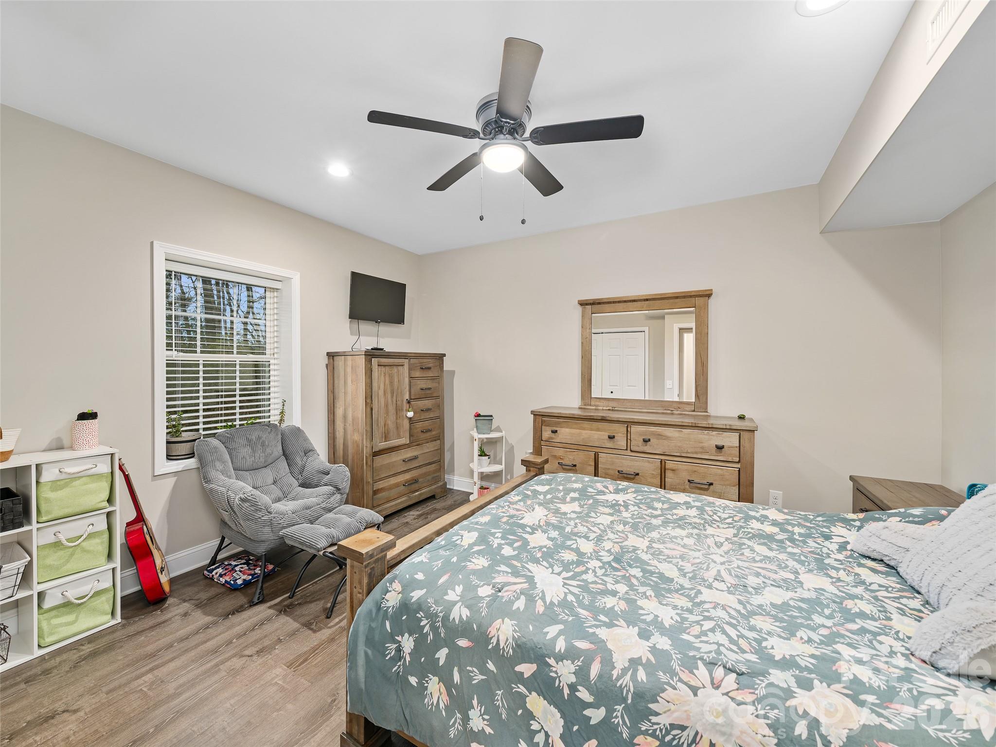 111 Wipprecht Drive Property Photo 35