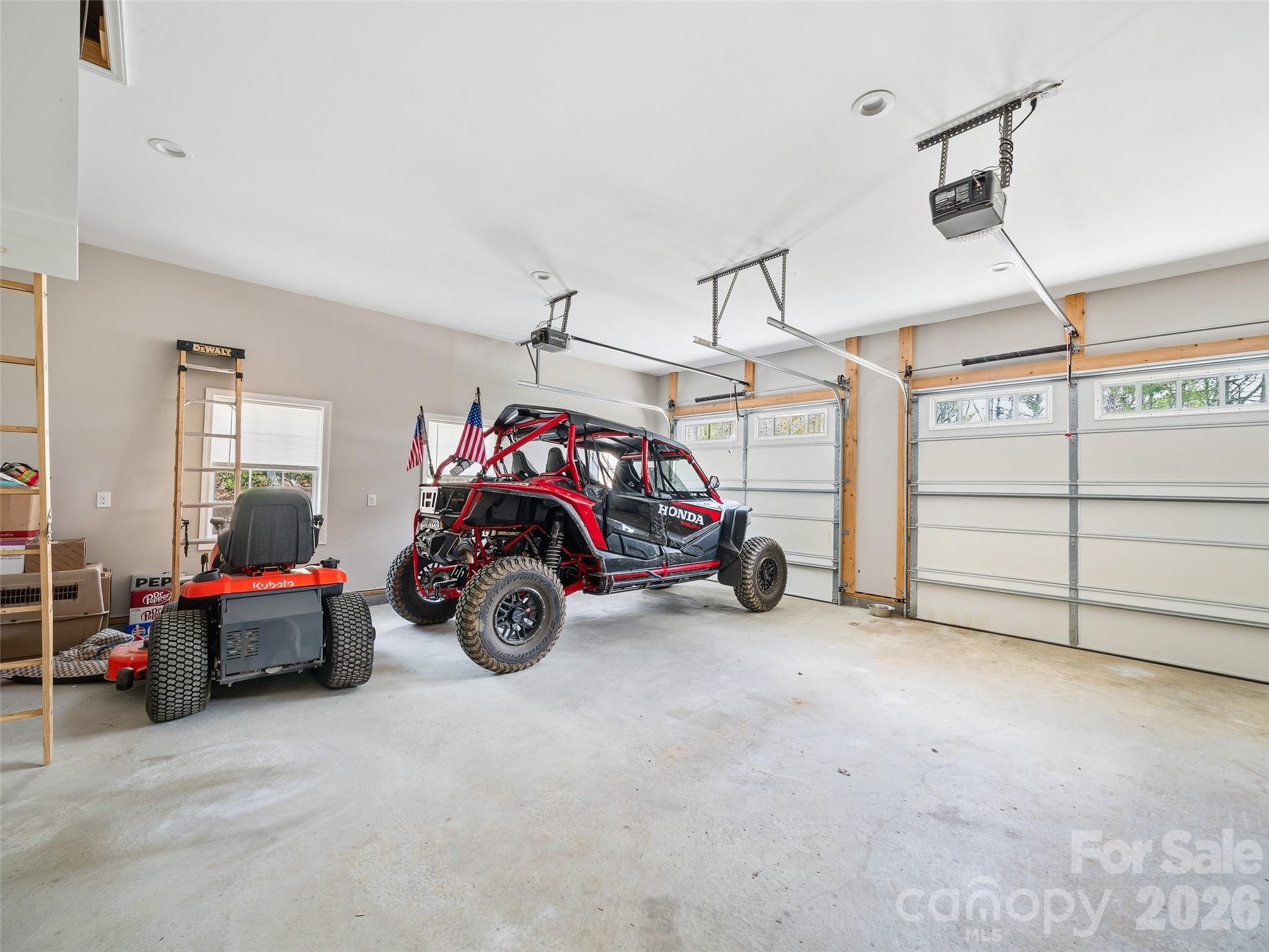 111 Wipprecht Drive Property Photo 39