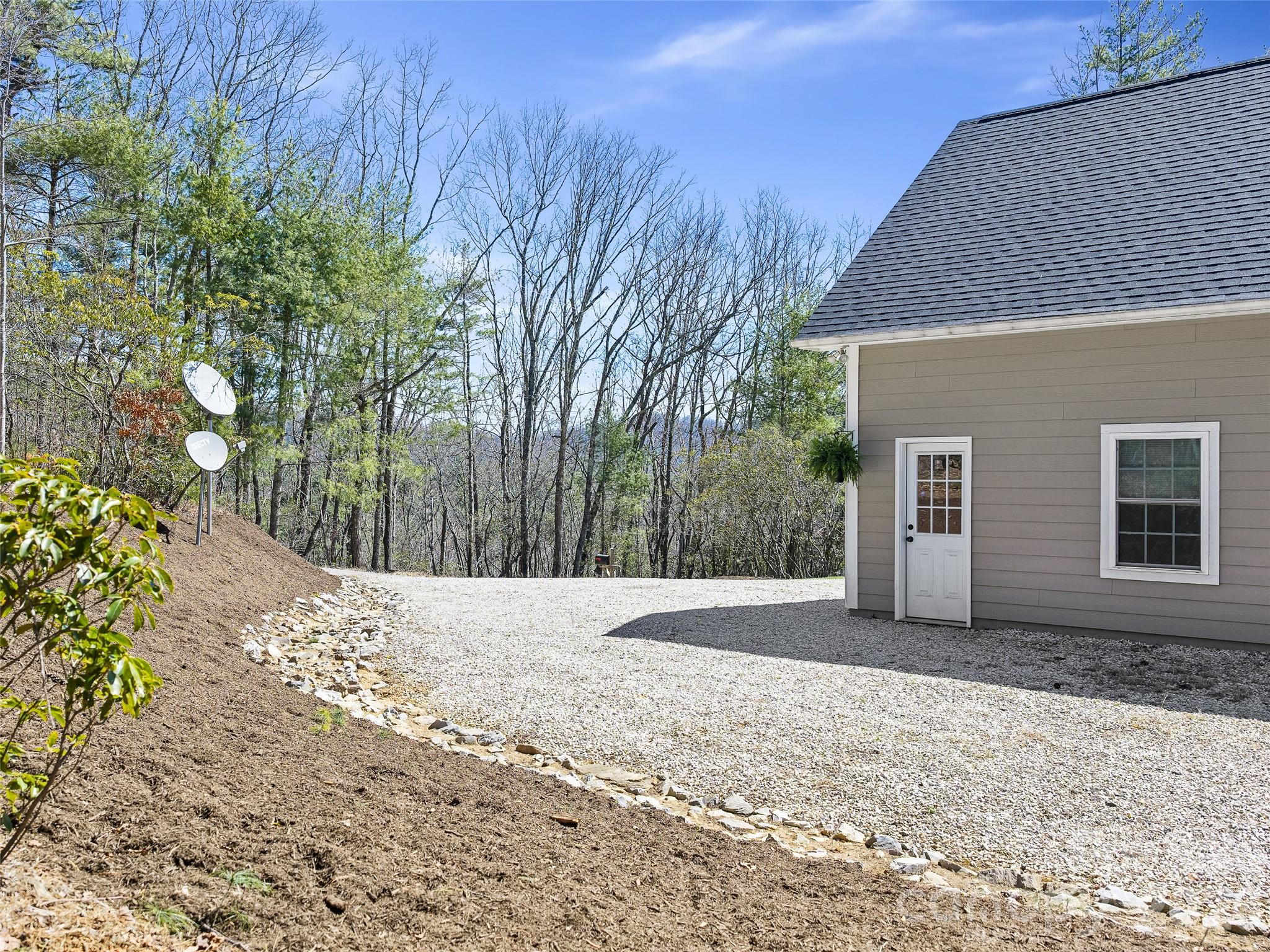 111 Wipprecht Drive Property Photo 45