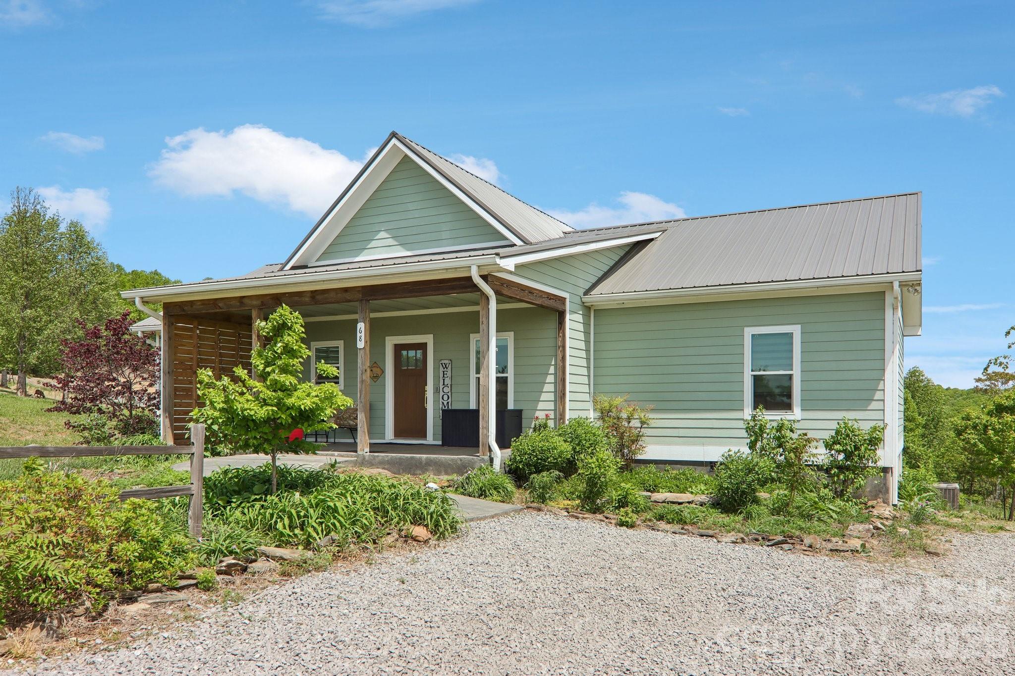 68 Simply Grateful Drive Property Photo 30