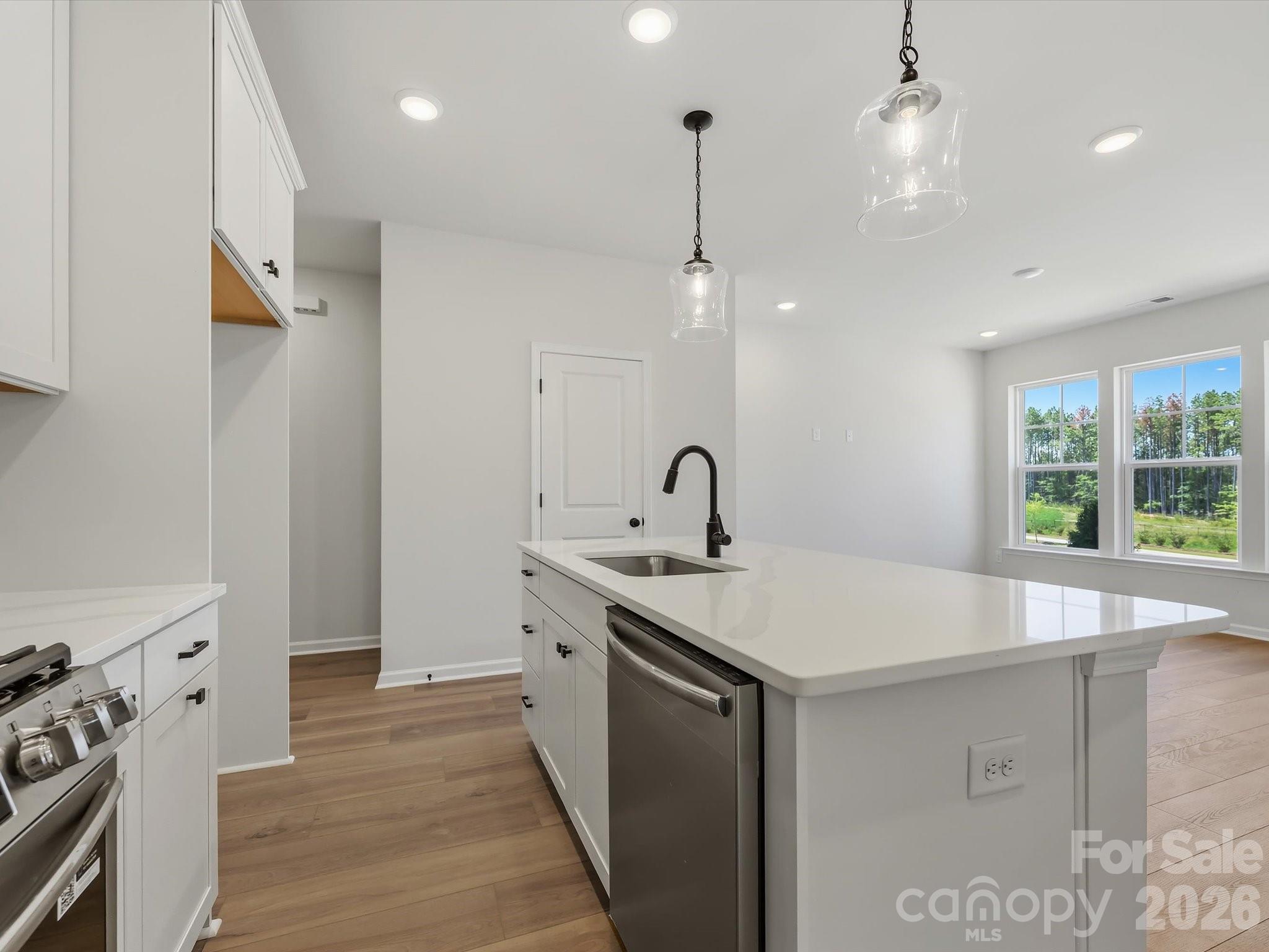 581 Cape Cod Way Property Photo 12