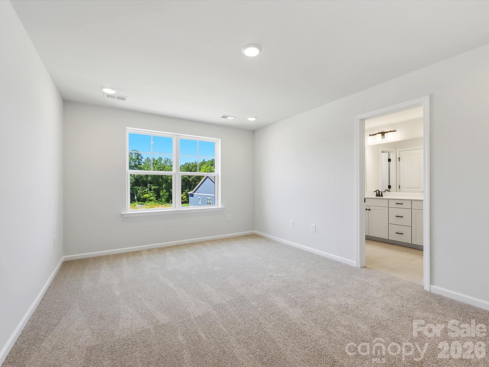 581 Cape Cod Way Property Photo 16
