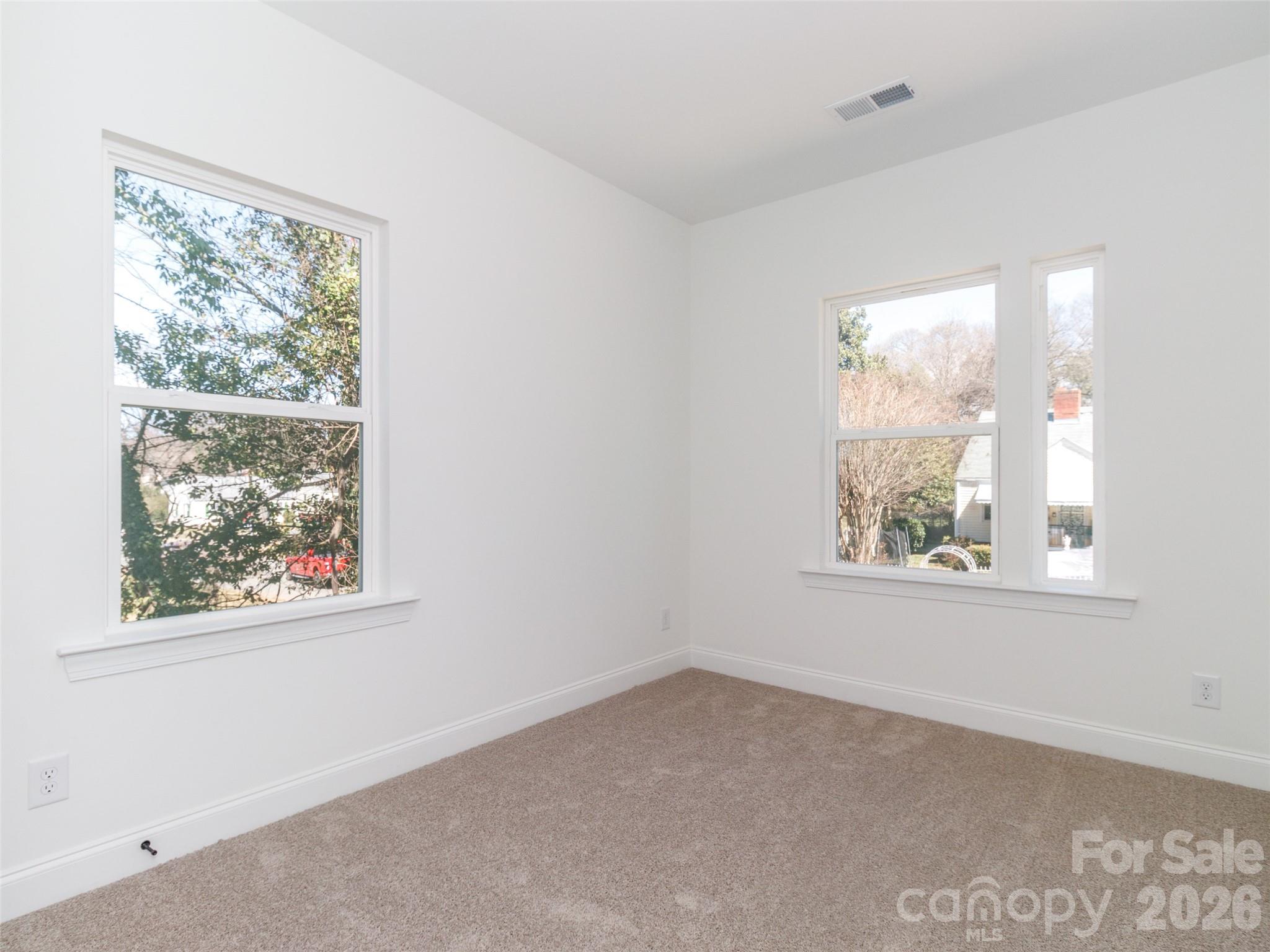 2521 Elon Street Property Photo 10