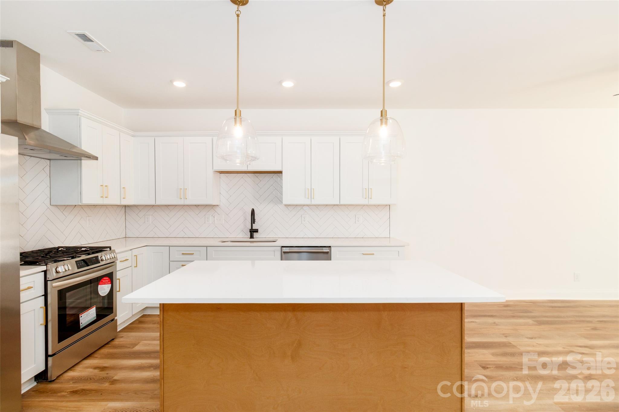 2521 Elon Street Property Photo 23