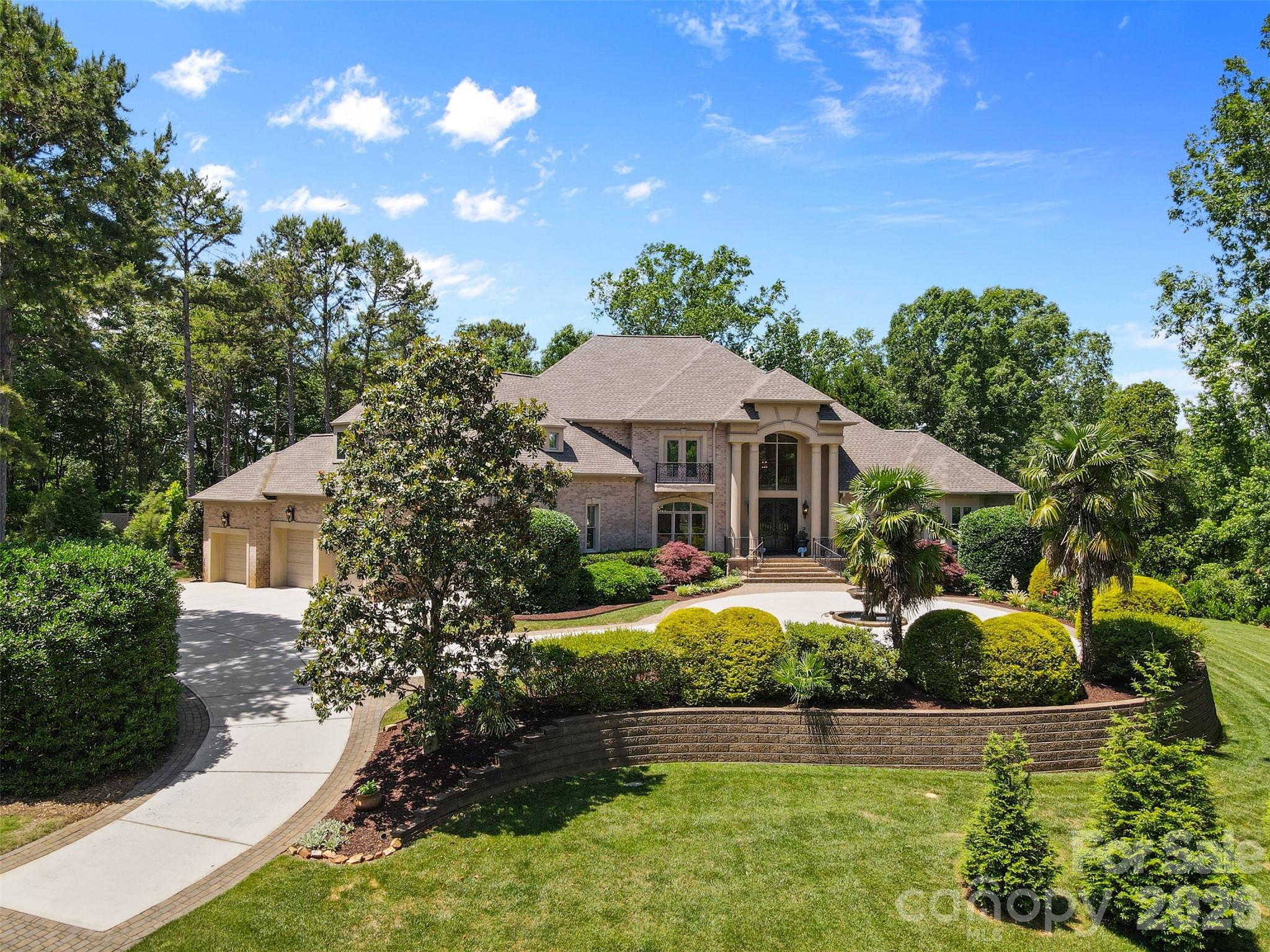 1405 Saratoga Woods Drive