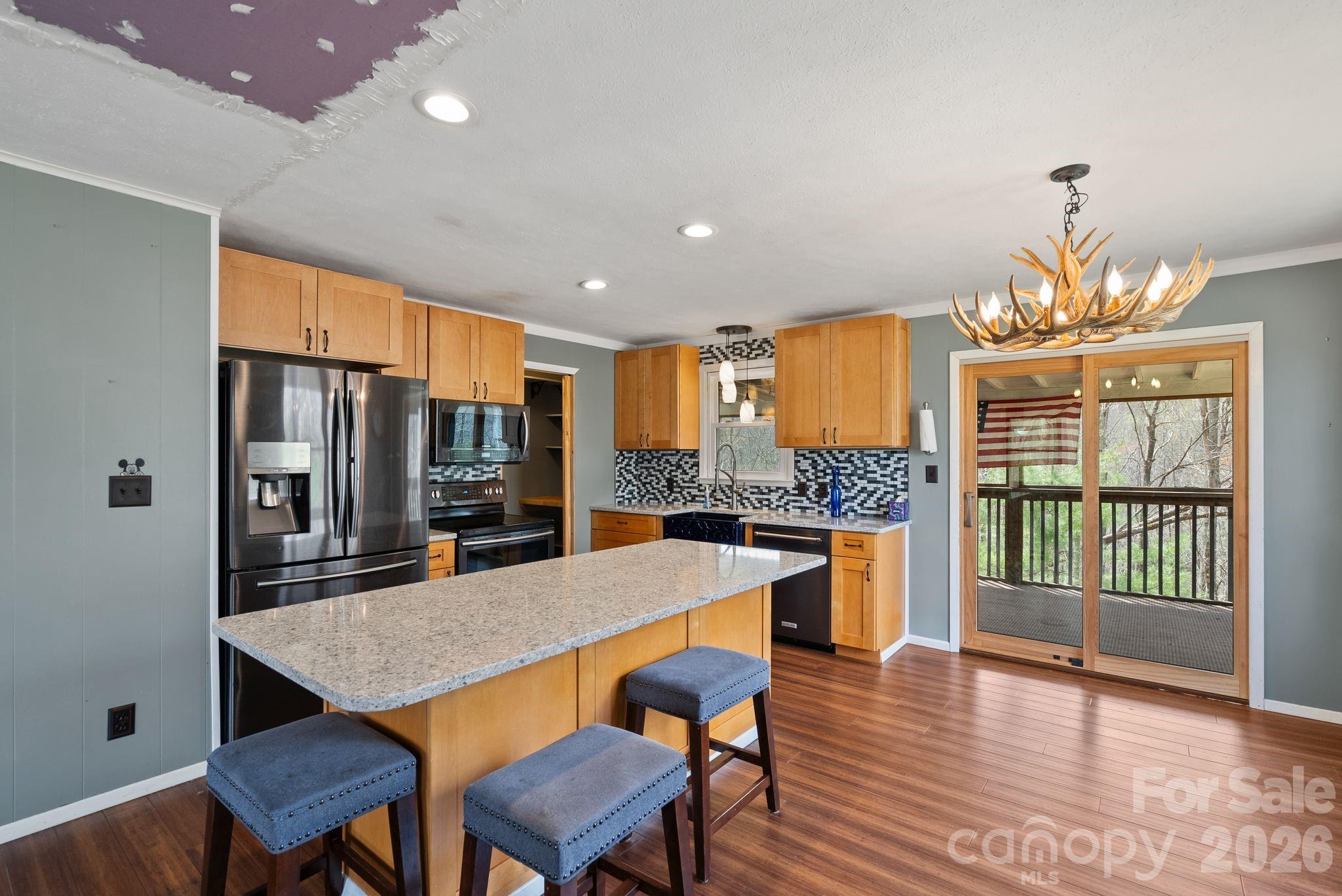 288 Willow Lane Property Photo 14