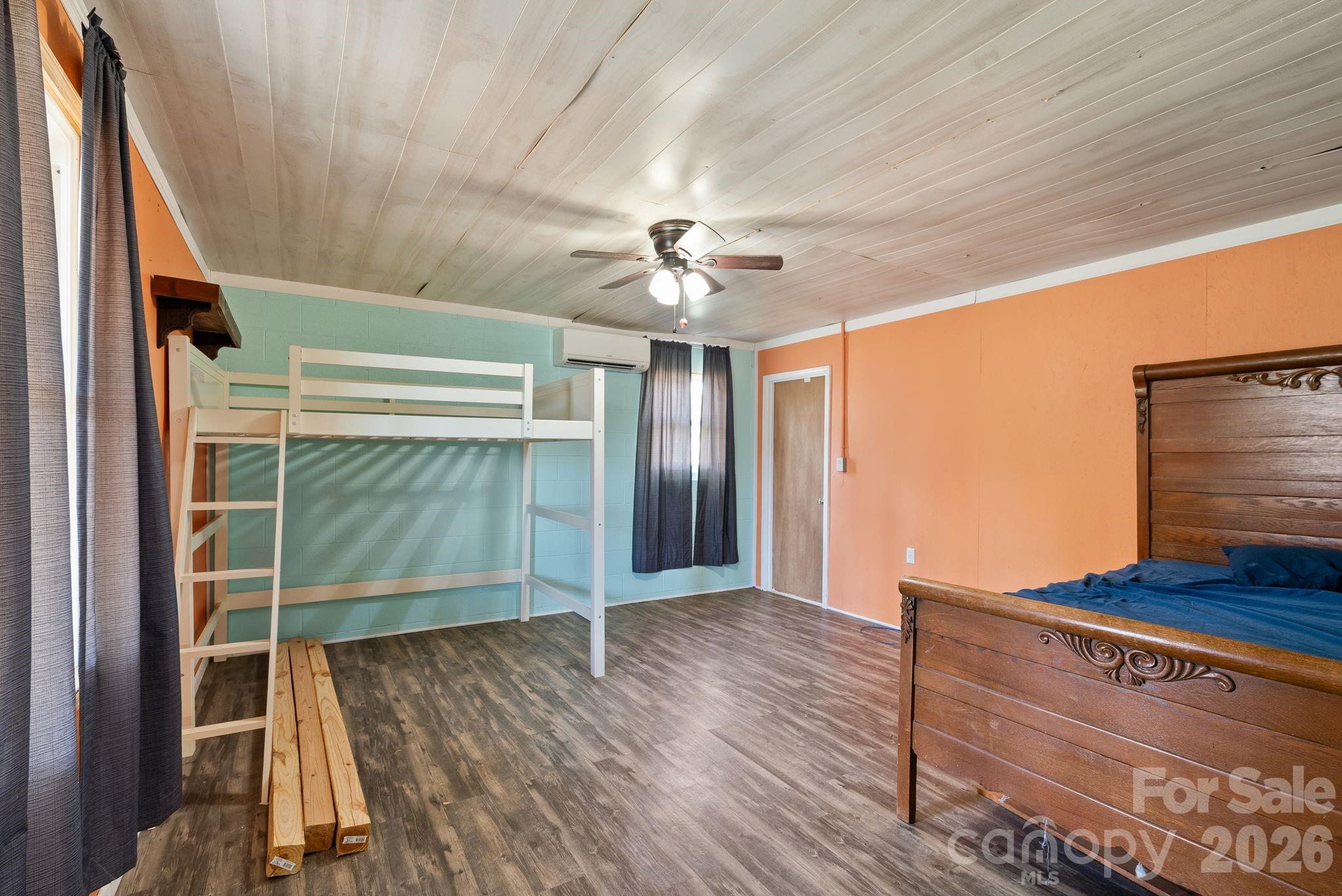 288 Willow Lane Property Photo 32