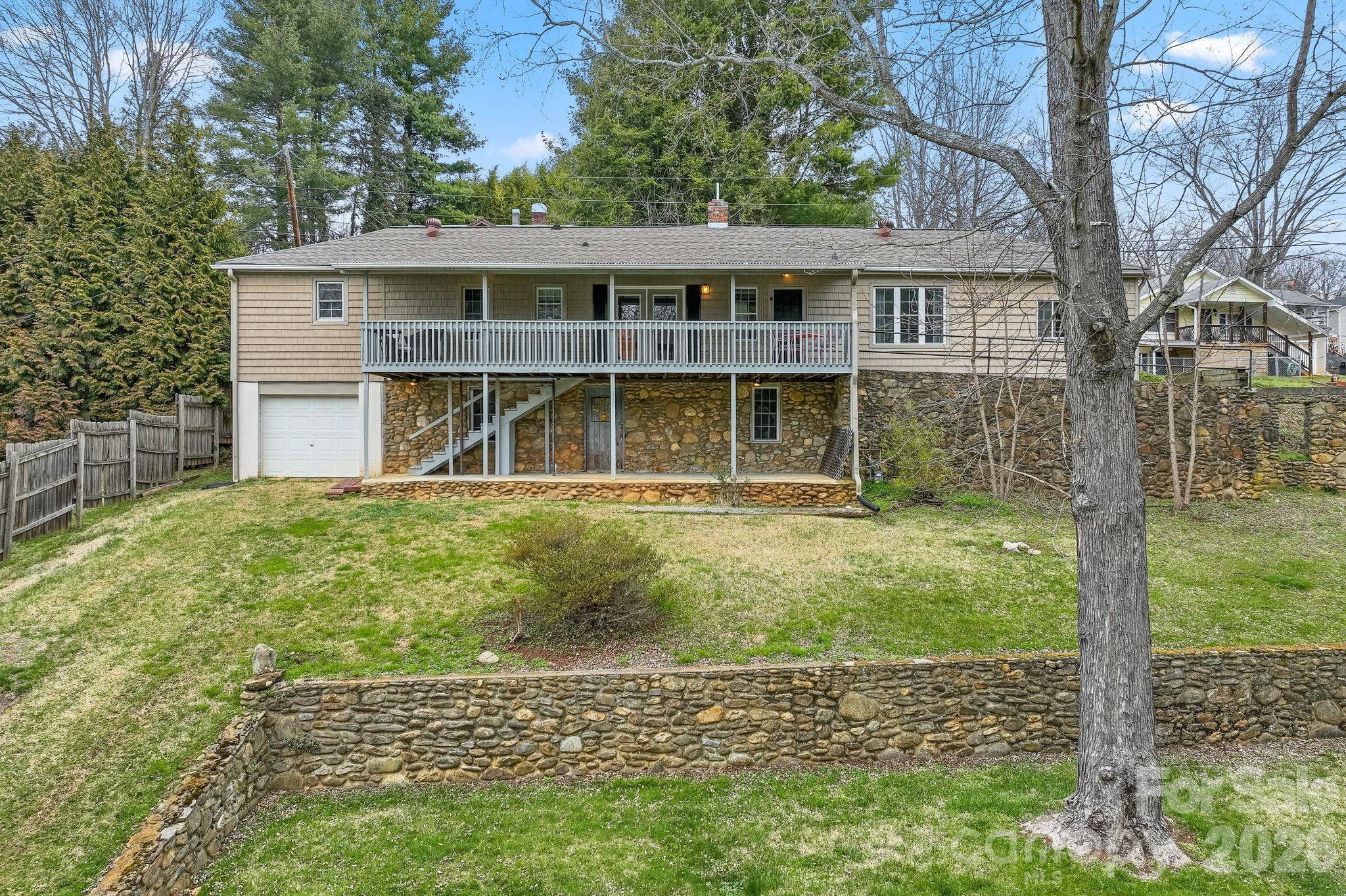 212 Holtzclaw Street Pt # 14-15 Property Photo 1