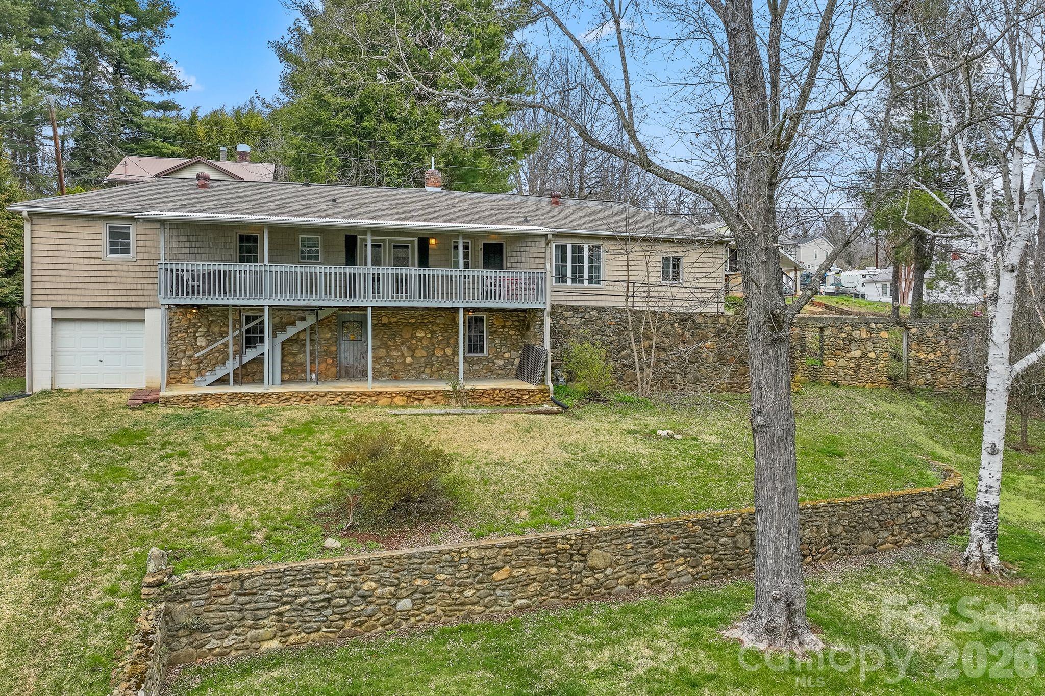 212 Holtzclaw Street Pt # 14-15 Property Photo 2