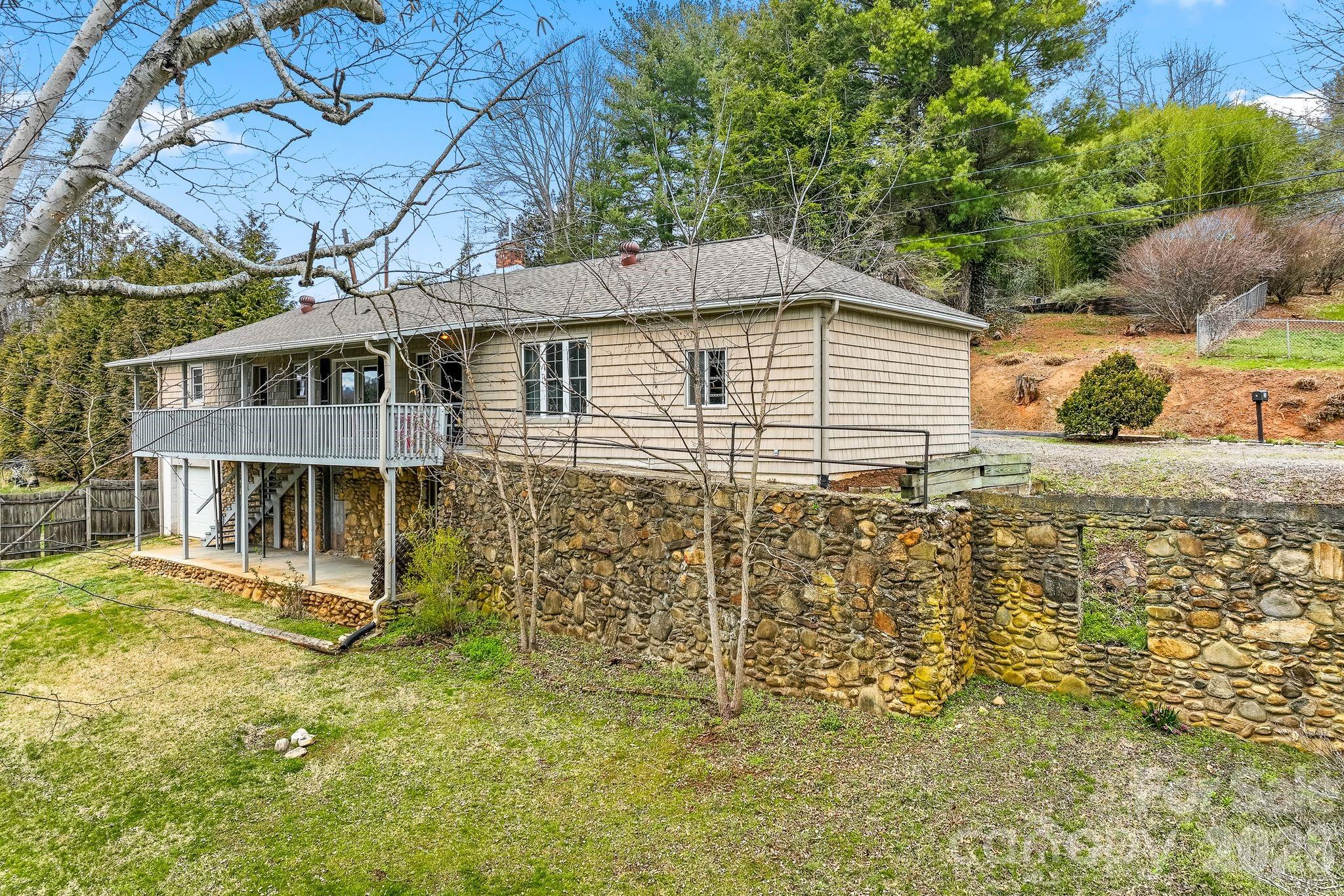 212 Holtzclaw Street Pt # 14-15 Property Photo 5