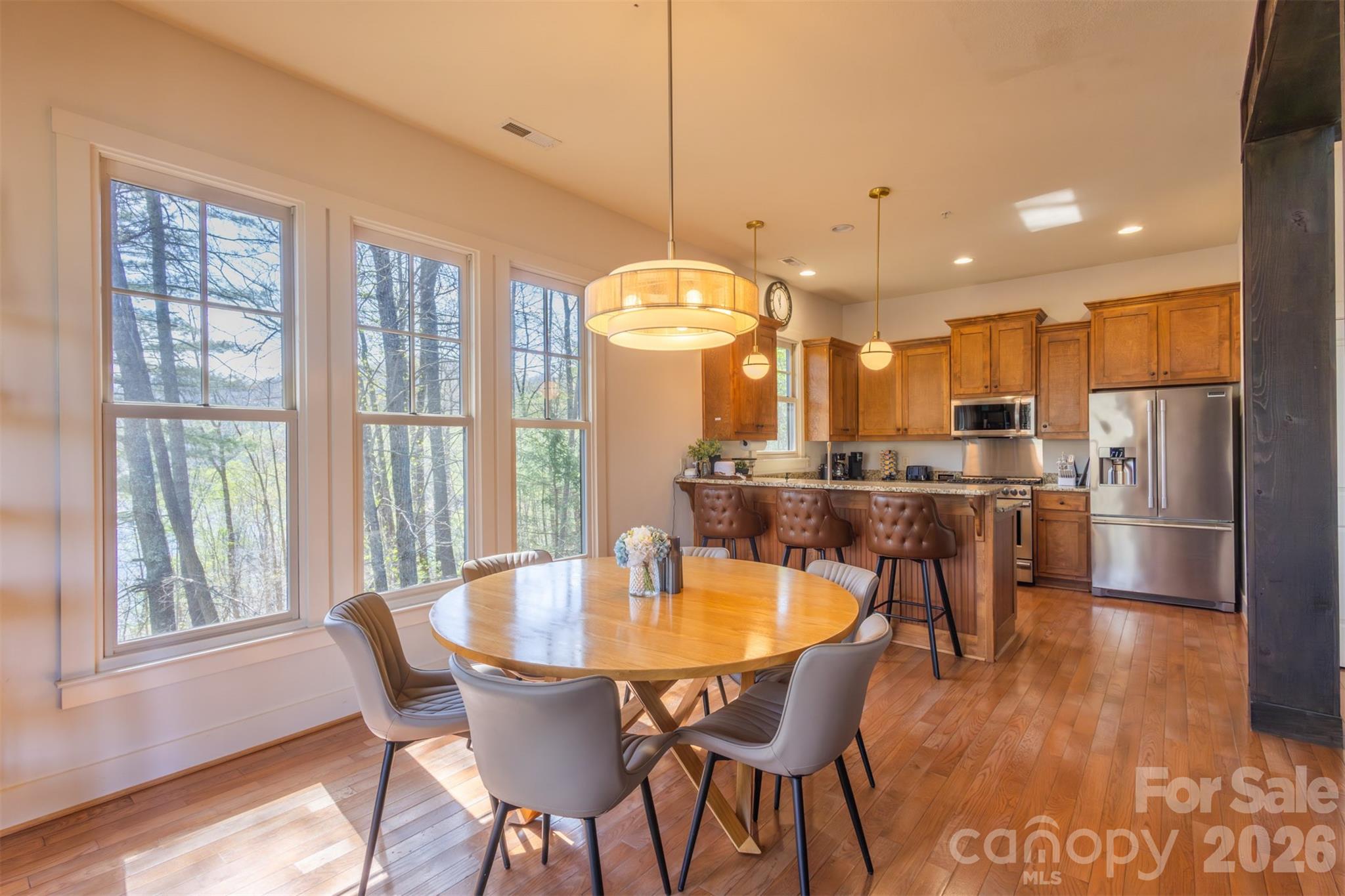 103 Southshore Drive B4 Property Photo 13