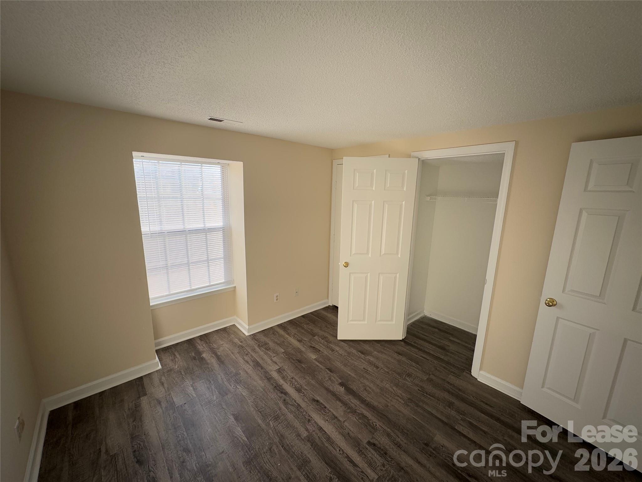 1604 Arlyn Circle Property Photo 9