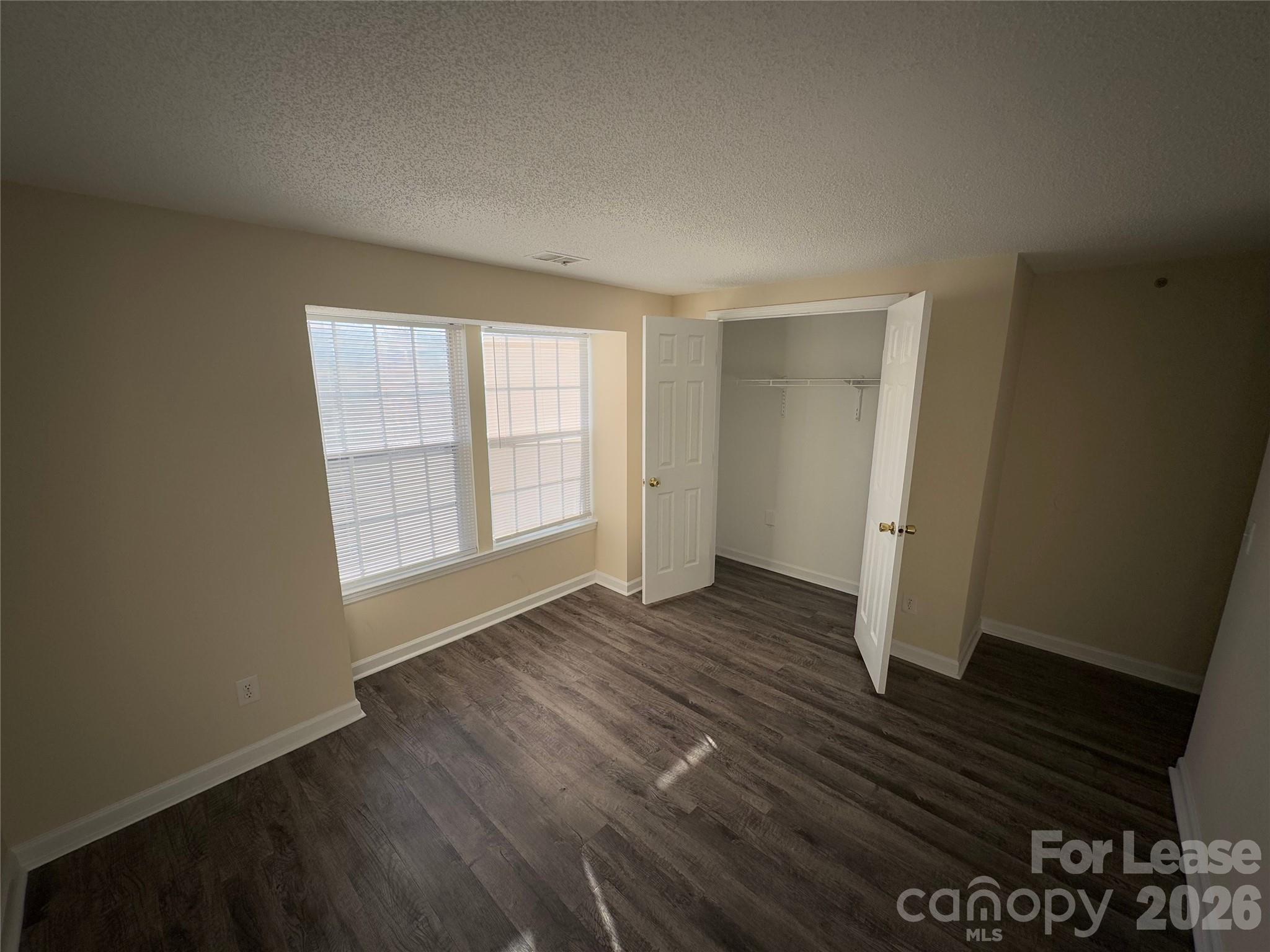 1604 Arlyn Circle Property Photo 10