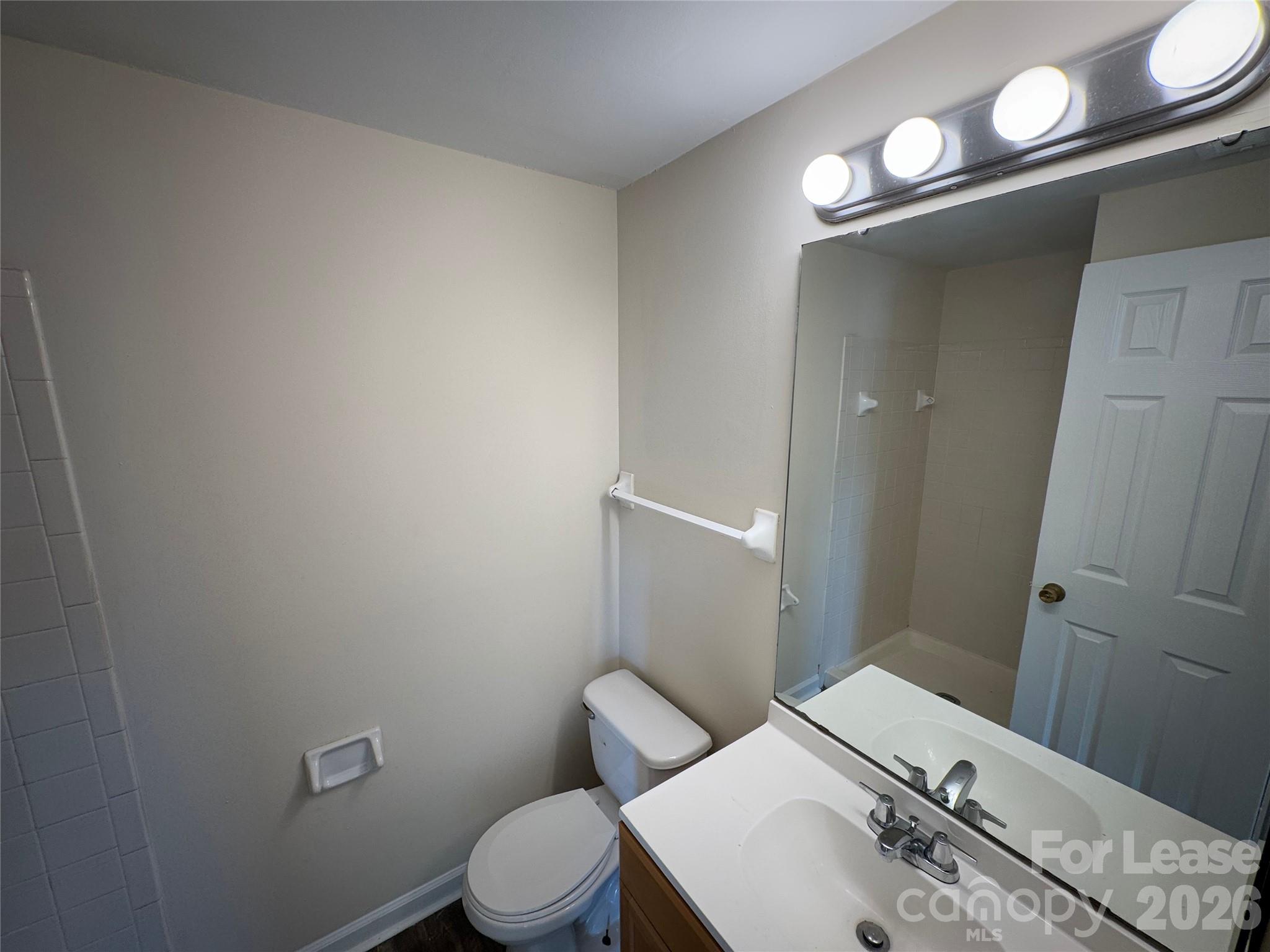 1604 Arlyn Circle Property Photo 12