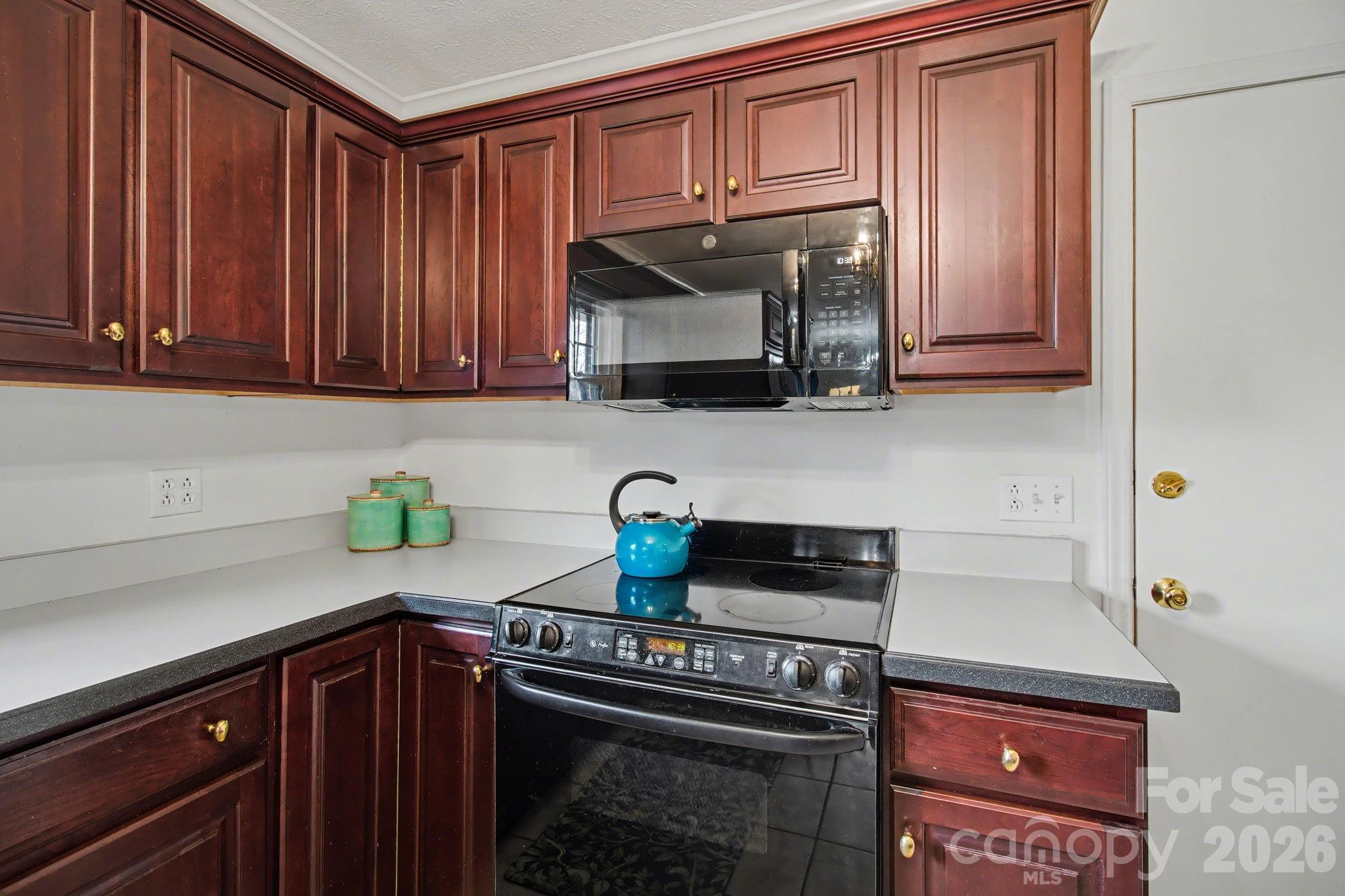 24 Church Street Property Photo 14