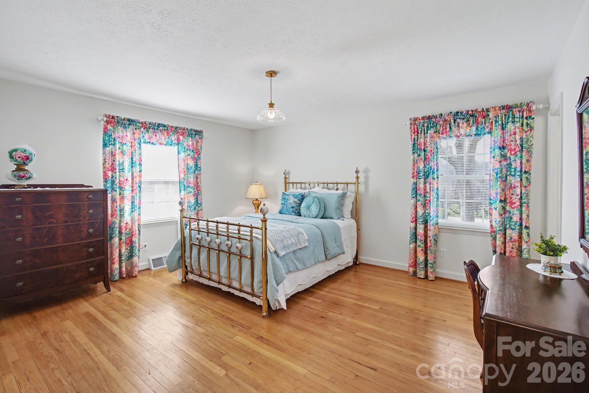 24 Church Street Property Photo 19