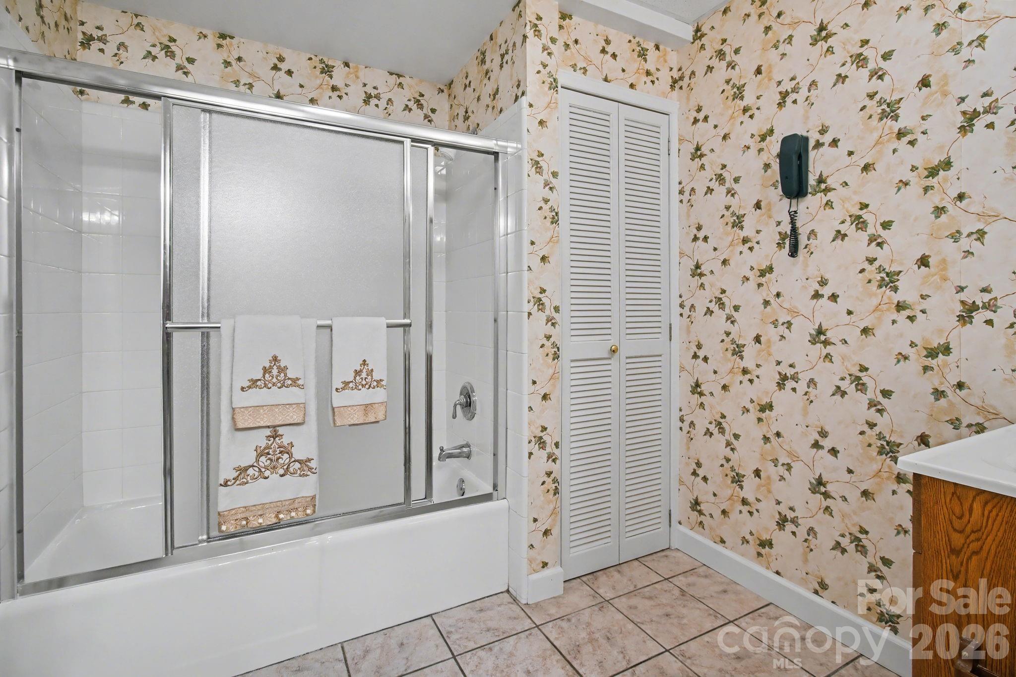 24 Church Street Property Photo 33