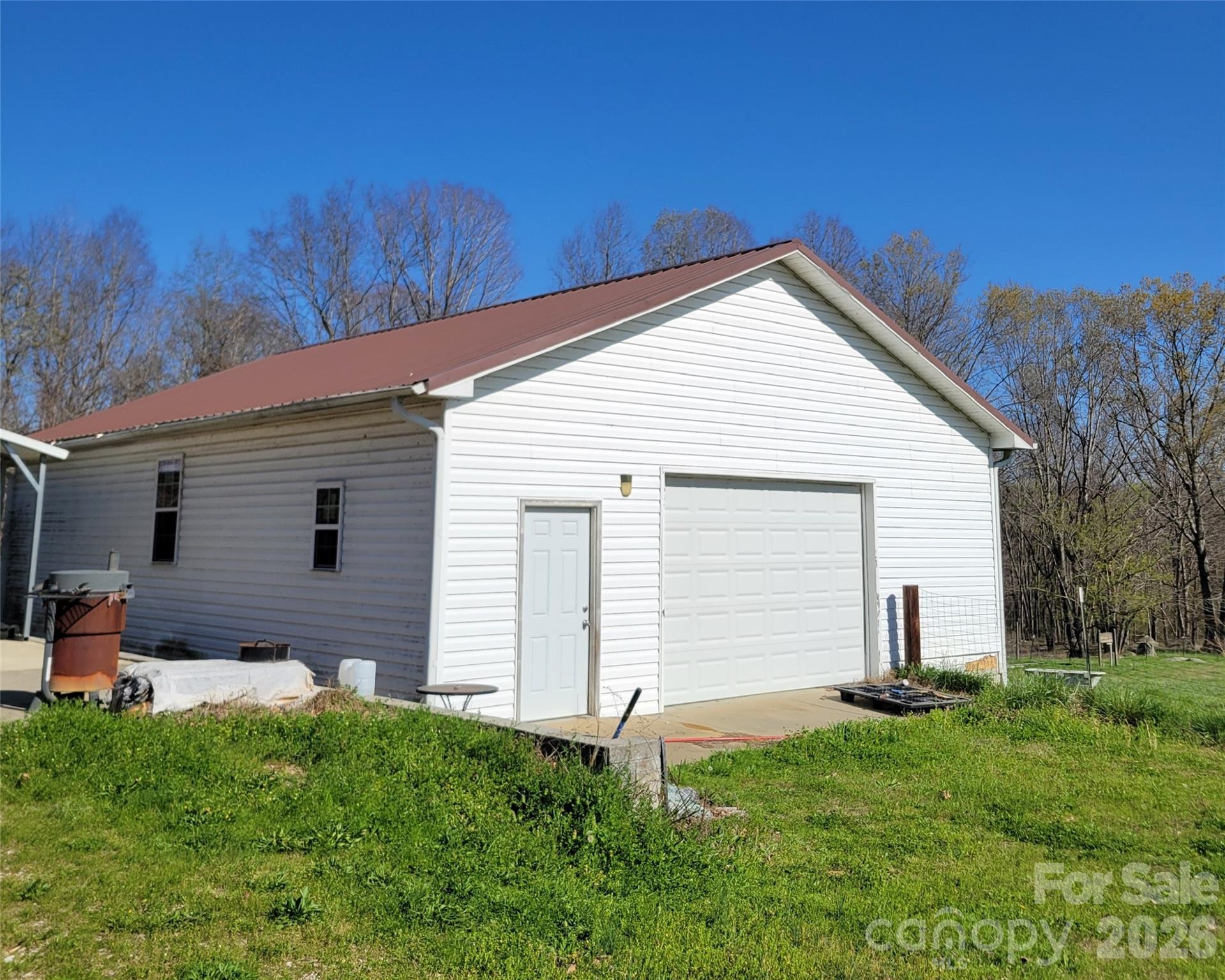 2976 / 2980 Propst Road Property Photo 9