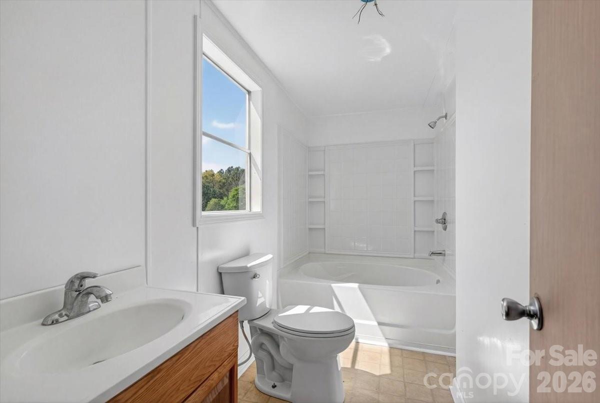 2976 / 2980 Propst Road Property Photo 26