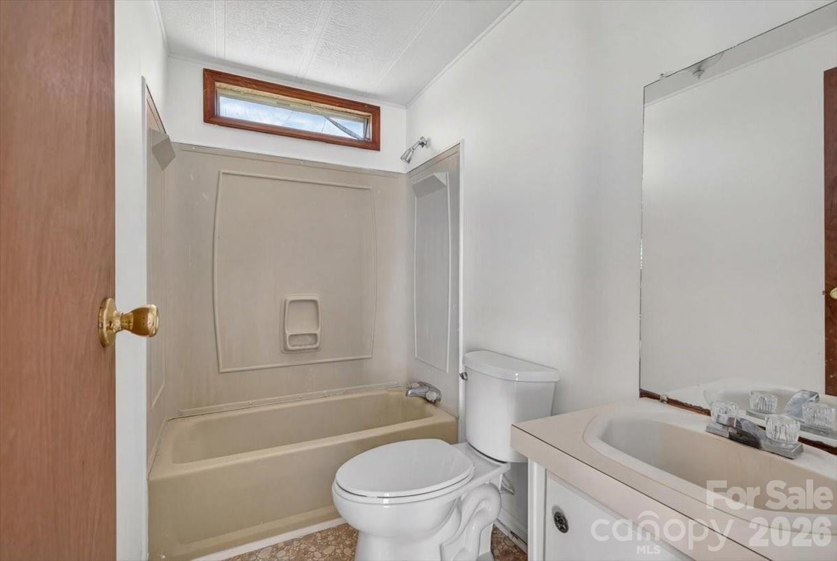 2976 / 2980 Propst Road Property Photo 30