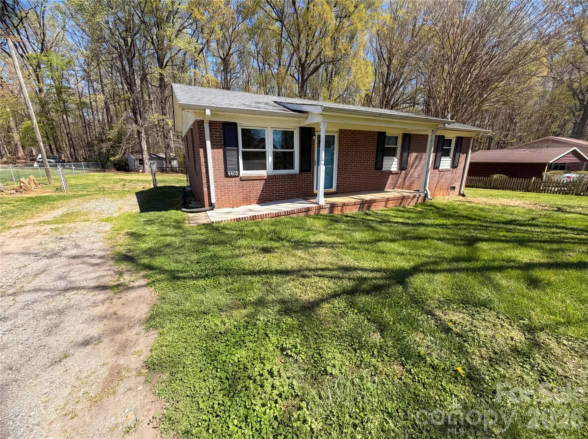 4402 Ginger Drive Property Photo 6