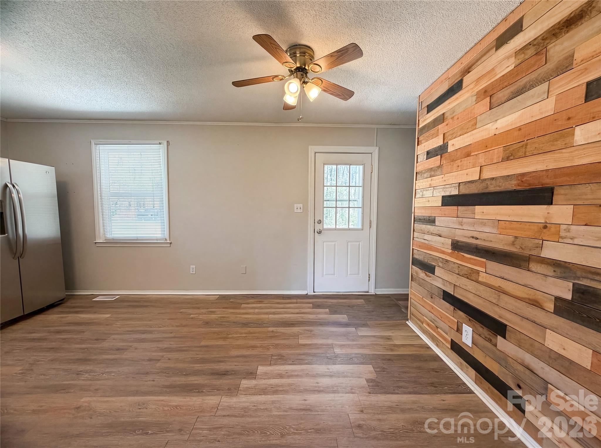 4402 Ginger Drive Property Photo 9
