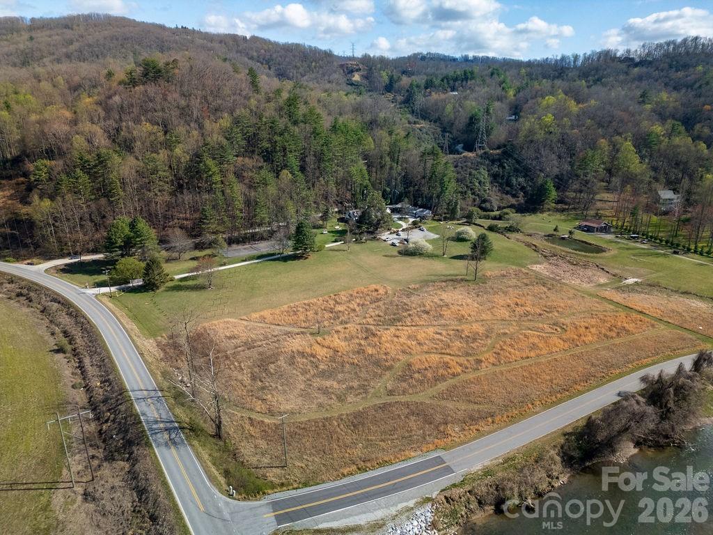 151 Everett Road Property Photo 4