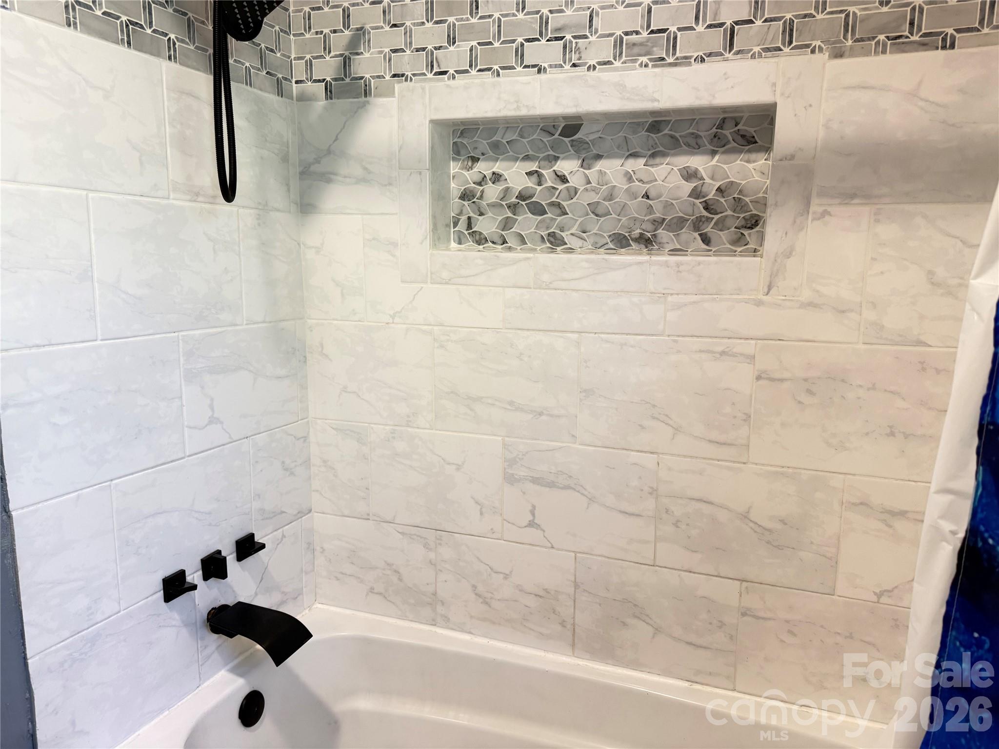 316 Sharon Avenue Property Photo 19