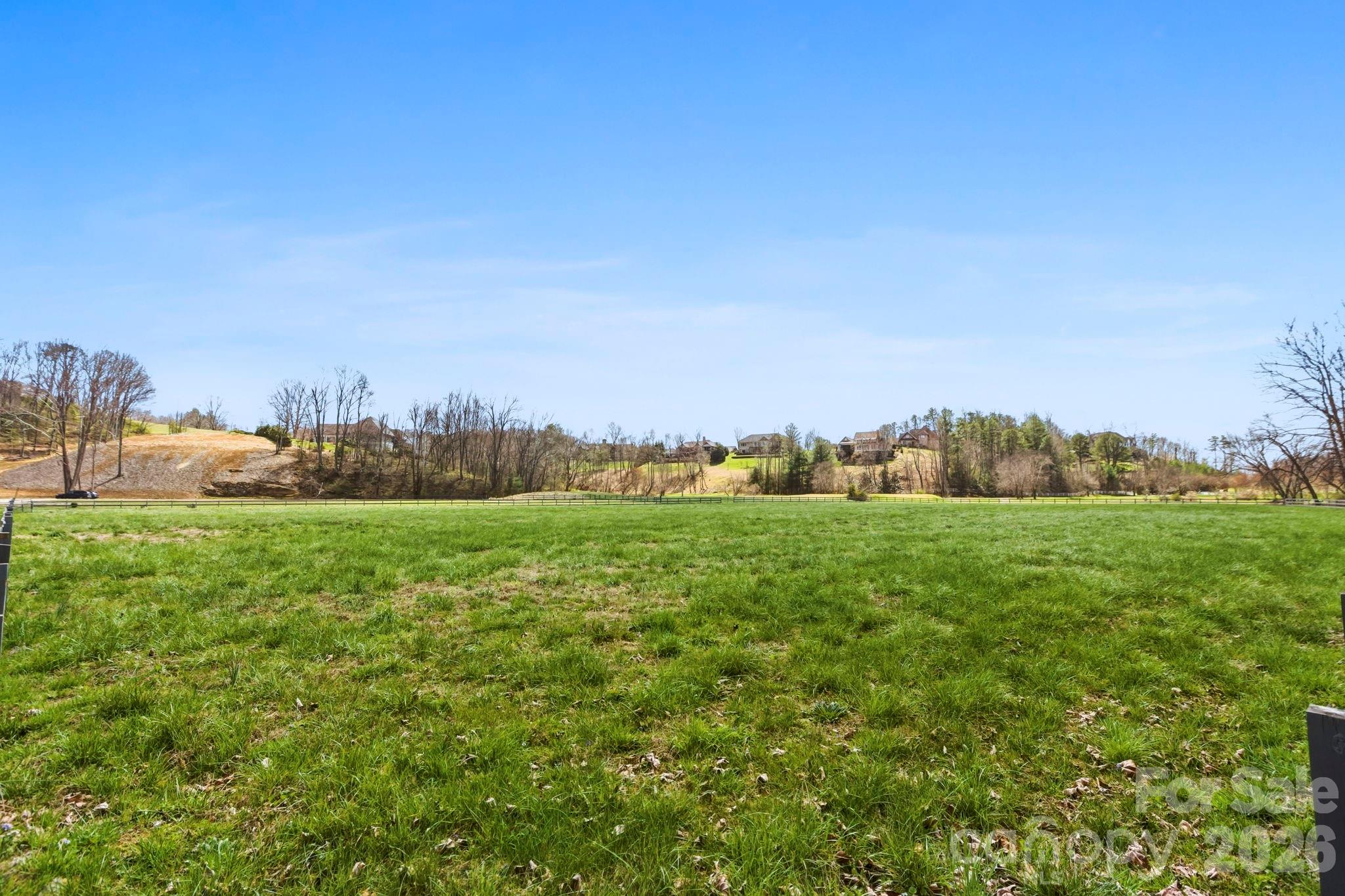 27 Falling Star Court Property Photo 9
