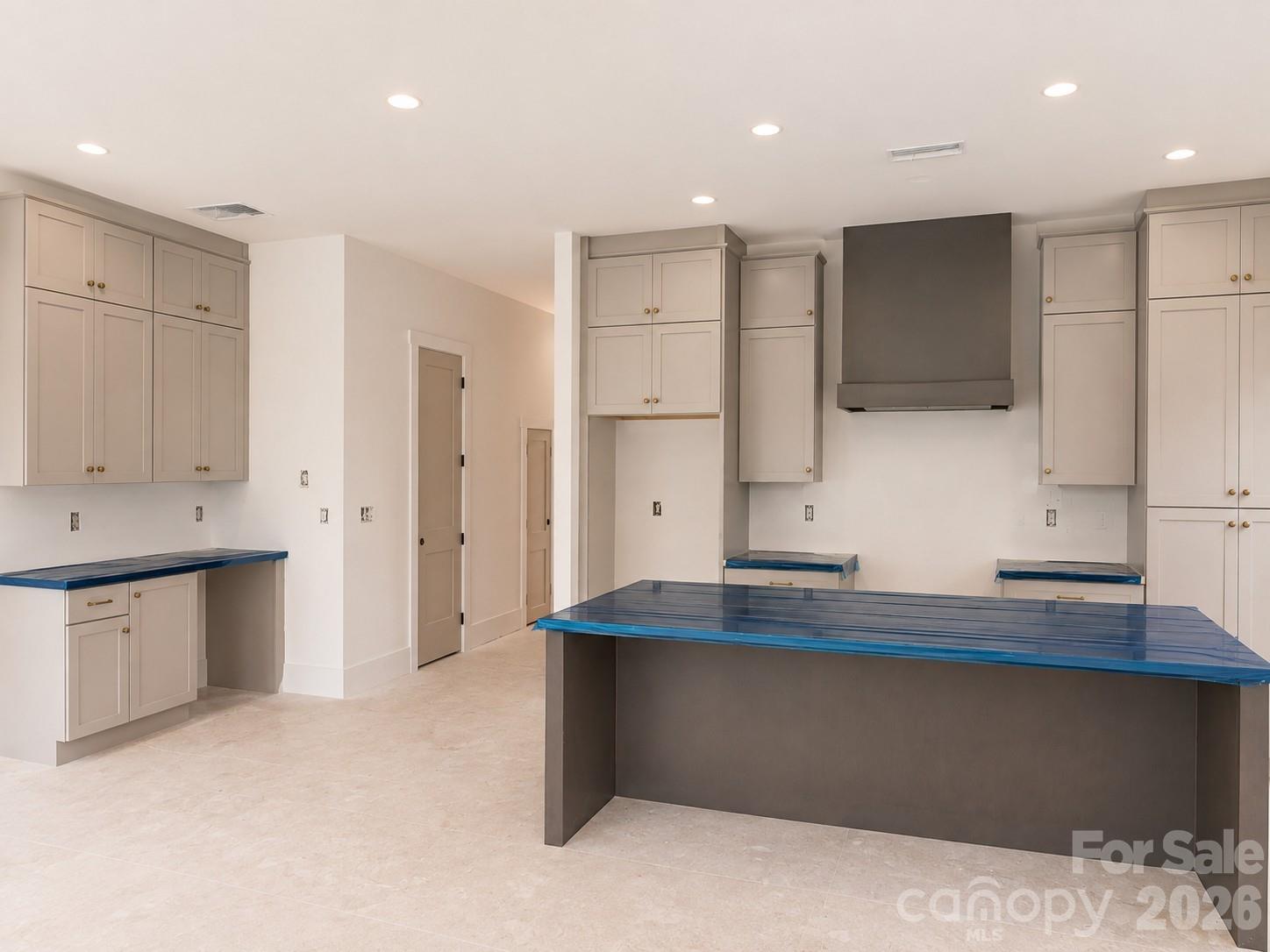 108 S Gregg Street Property Photo 4
