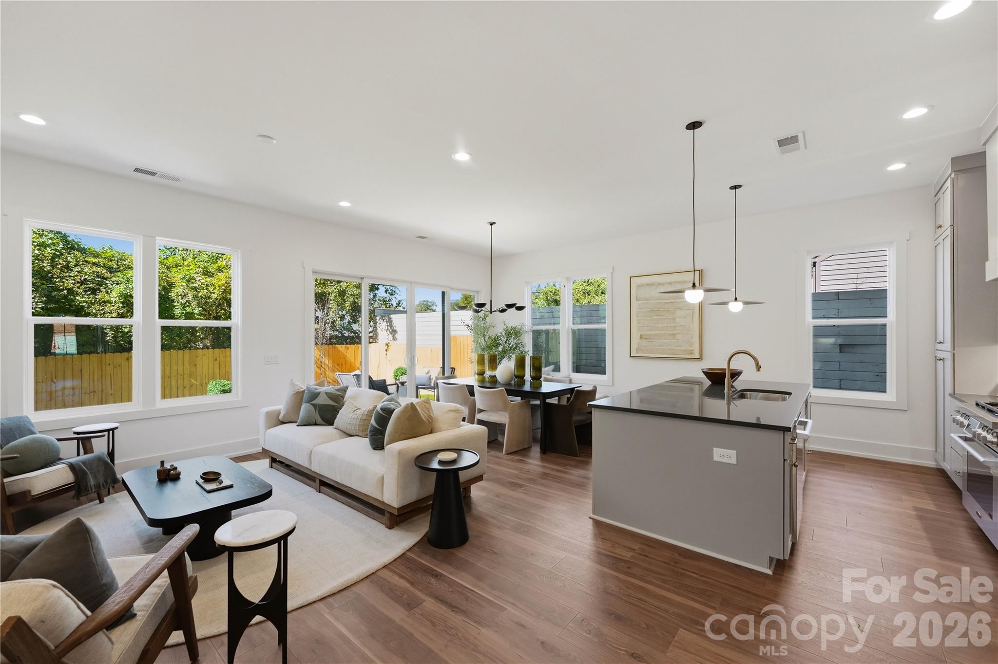 108 S Gregg Street Property Photo 10