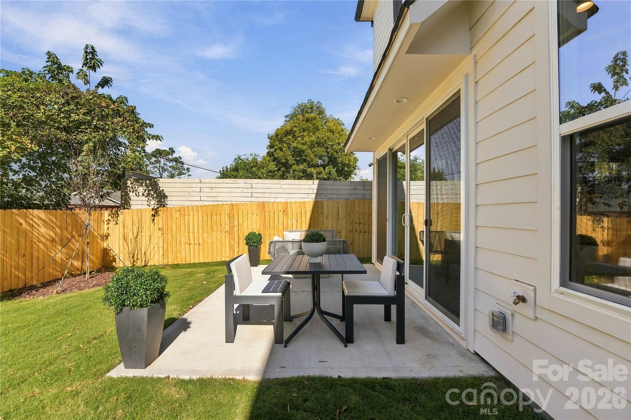 108 S Gregg Street Property Photo 39