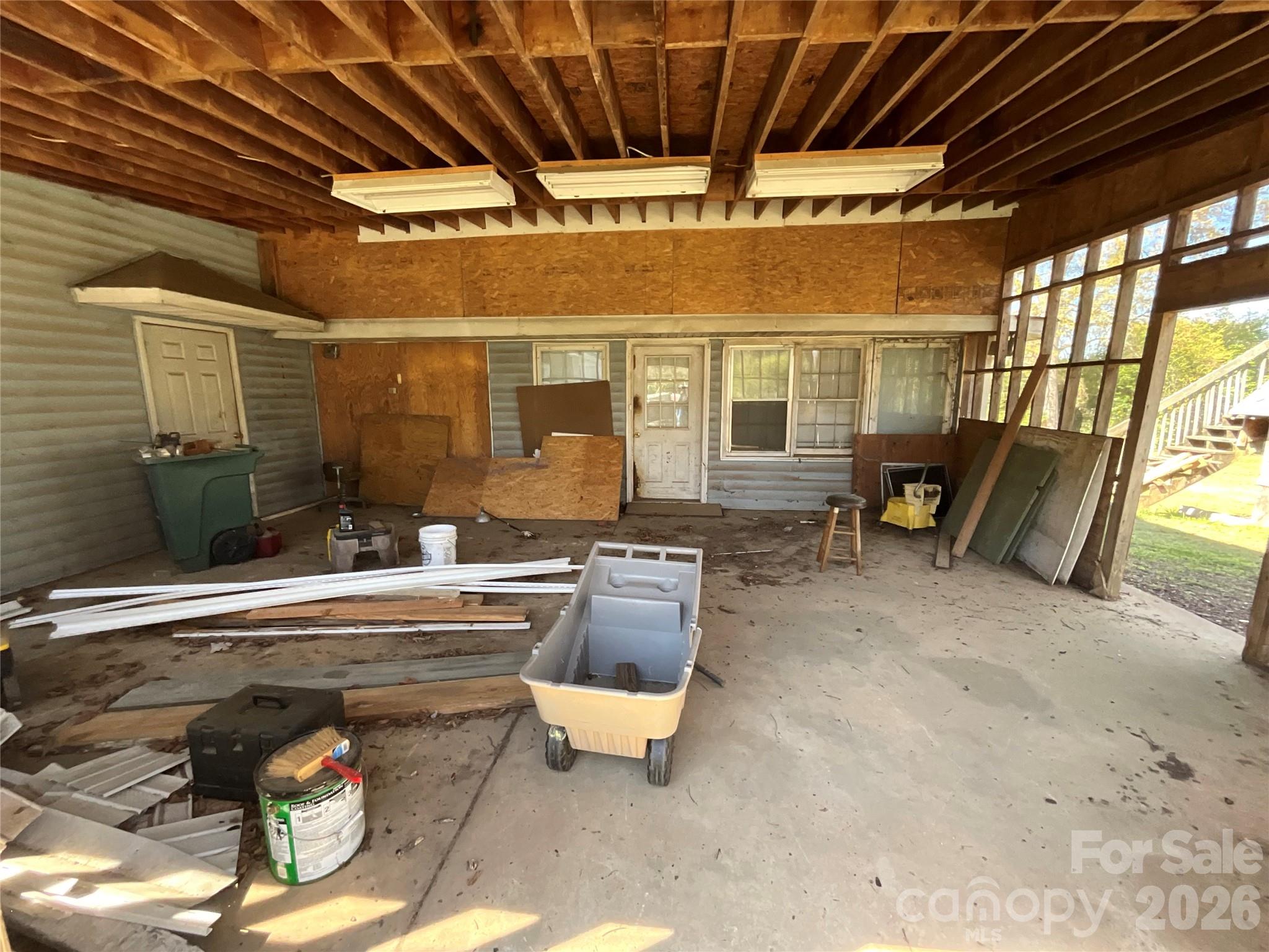 412 W Liberty Street Property Photo 14