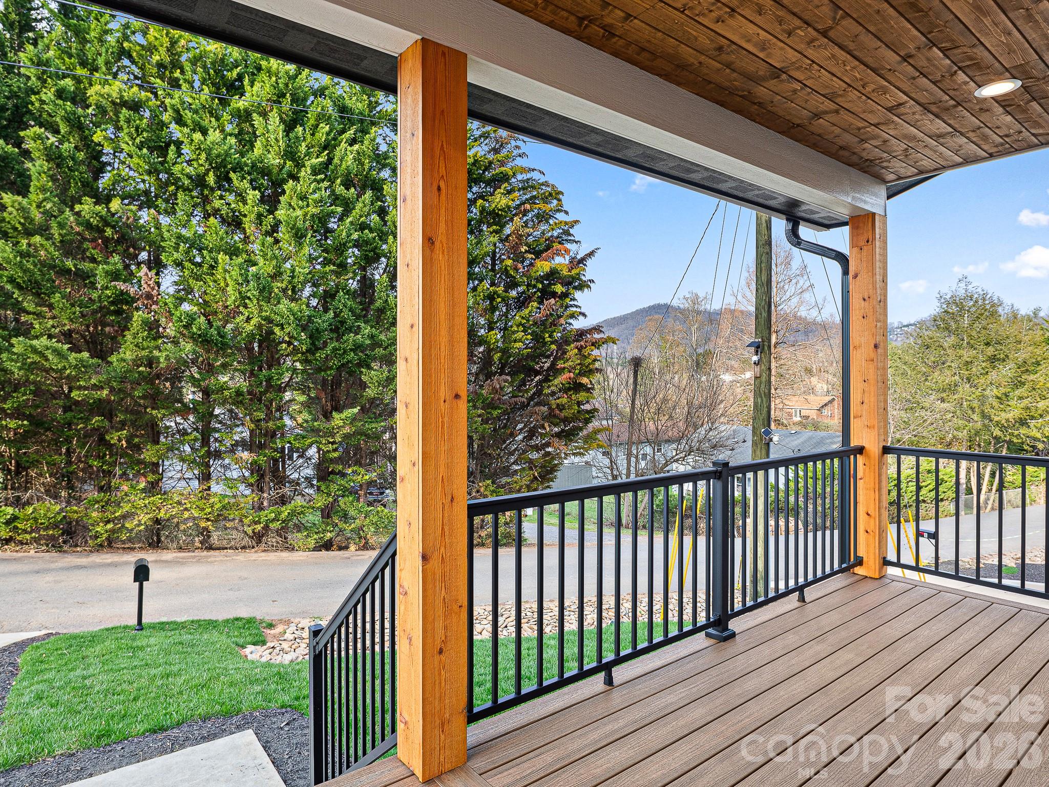 10 Overlook Place Property Photo 5