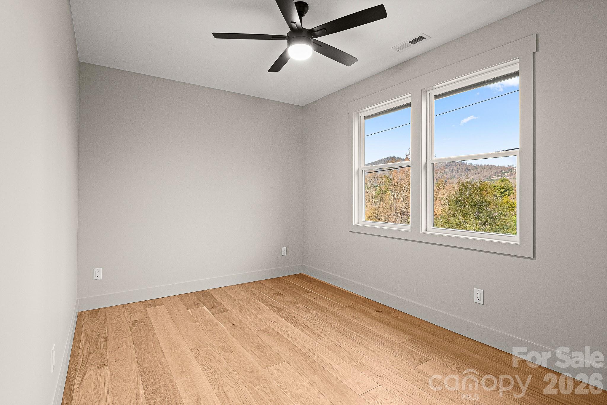 10 Overlook Place Property Photo 28