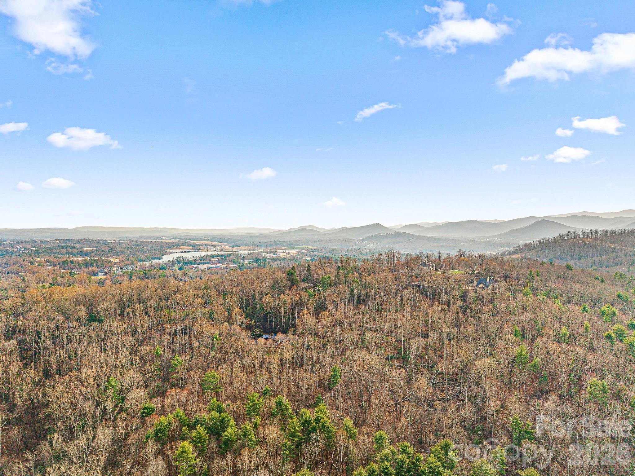 10 Overlook Place Property Photo 44