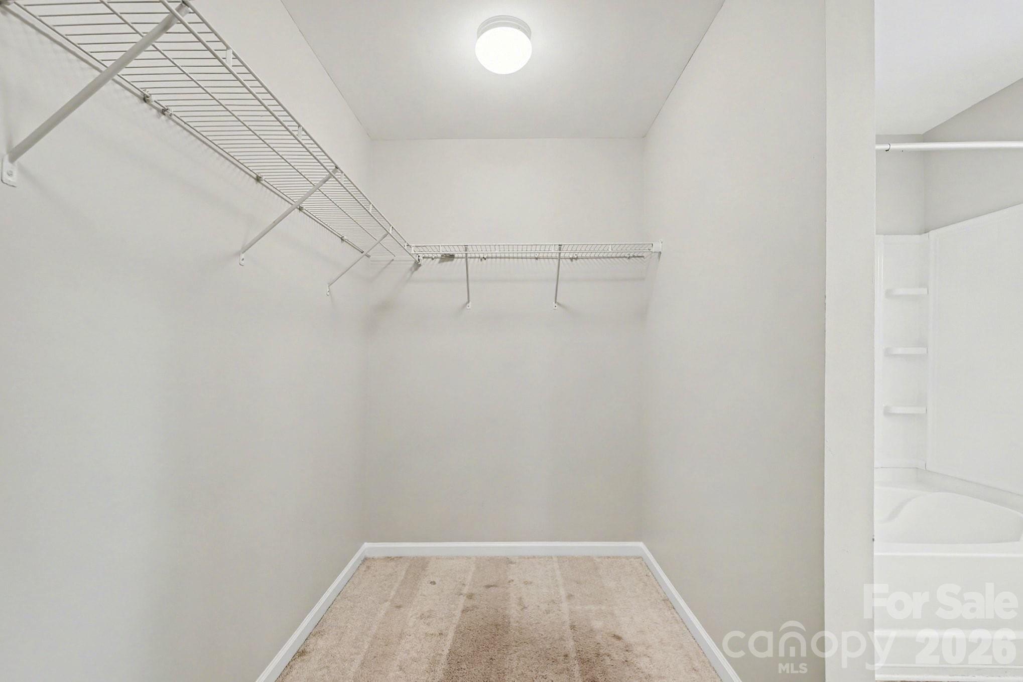 999 Ramsgate Drive Property Photo 13