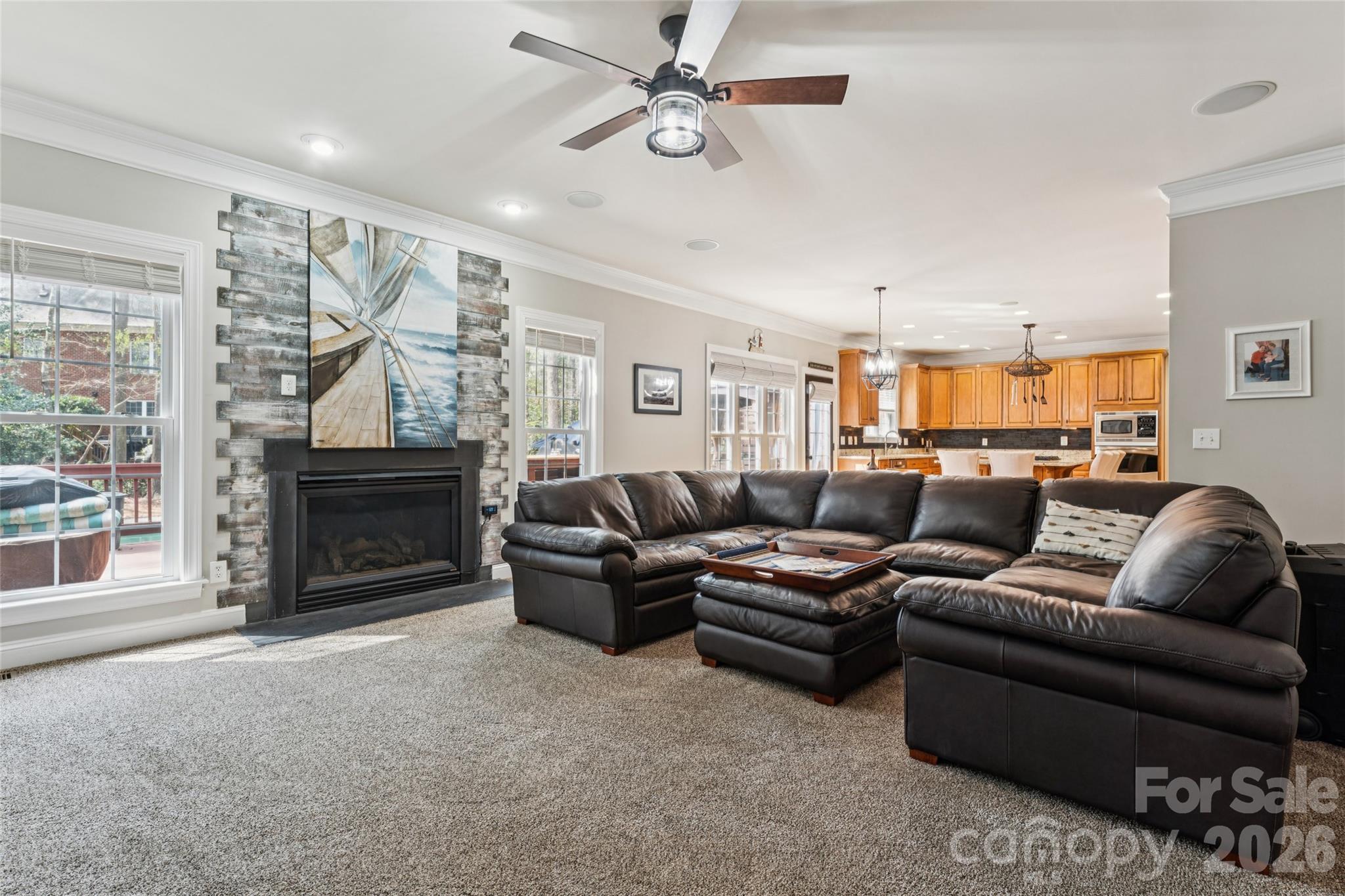 2678 Landing Pointe Drive Property Photo 10