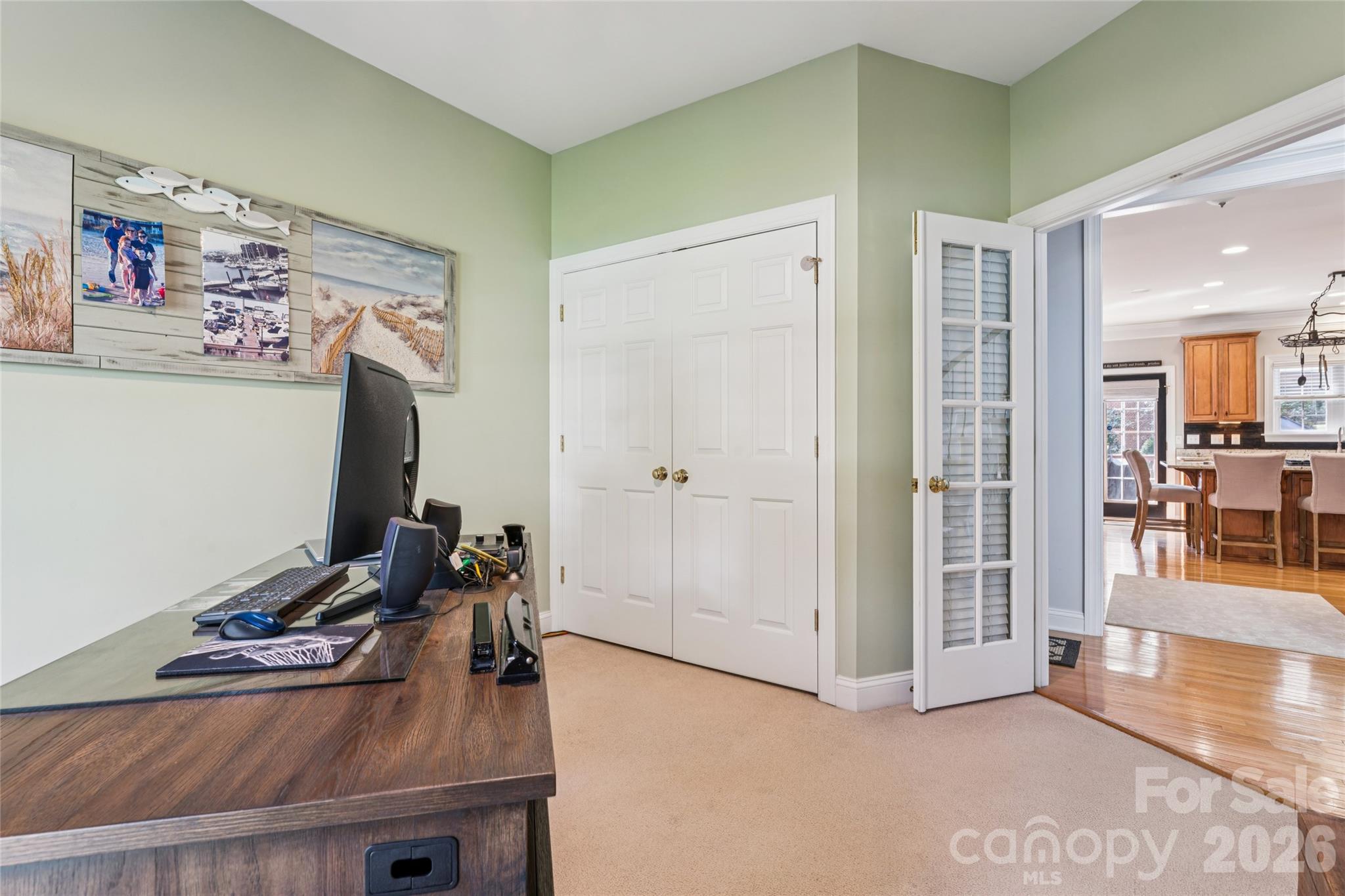 2678 Landing Pointe Drive Property Photo 14