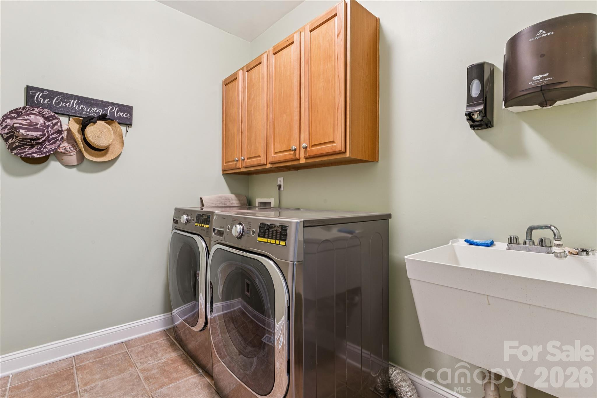 2678 Landing Pointe Drive Property Photo 20