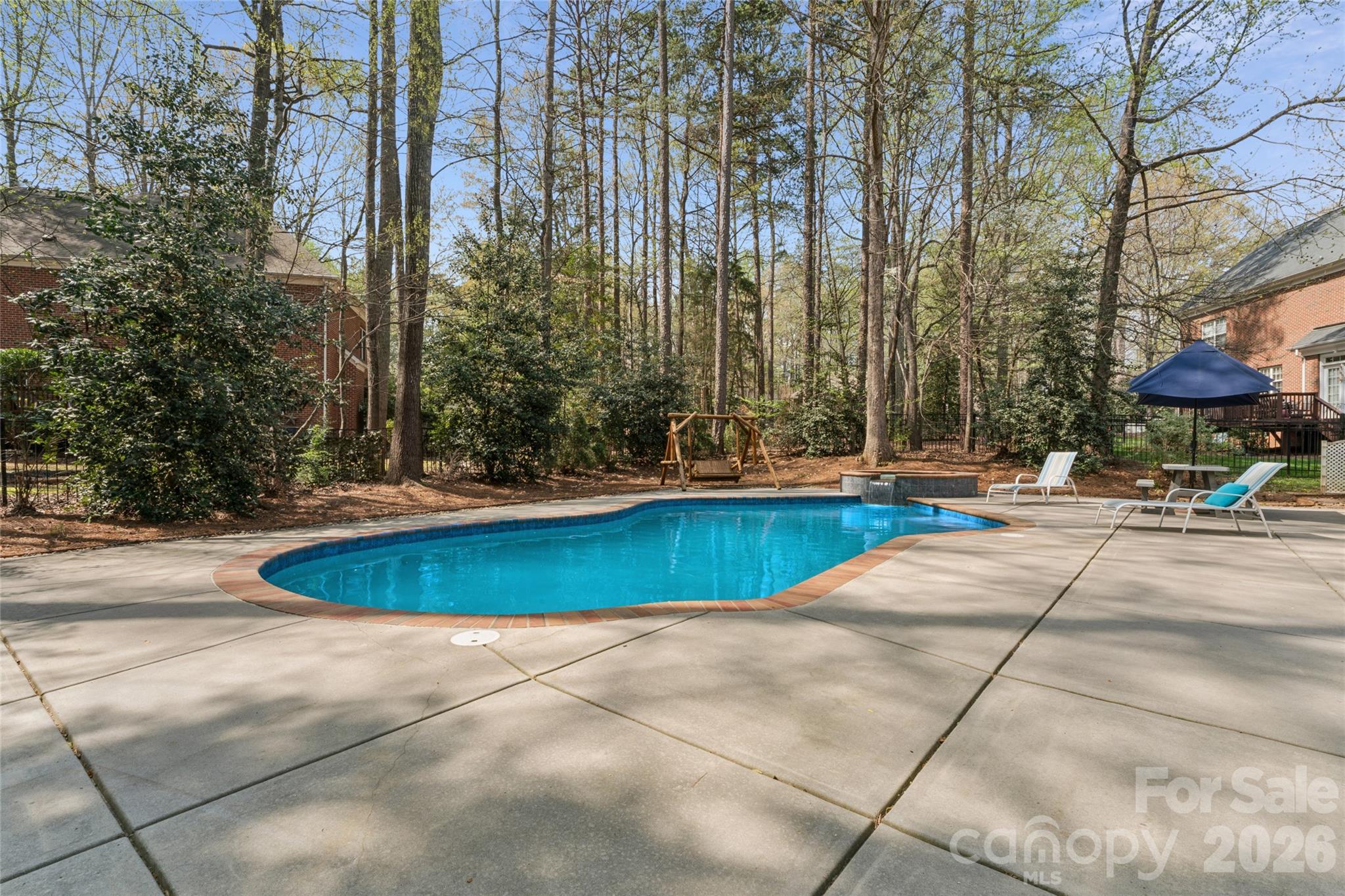 2678 Landing Pointe Drive Property Photo 35