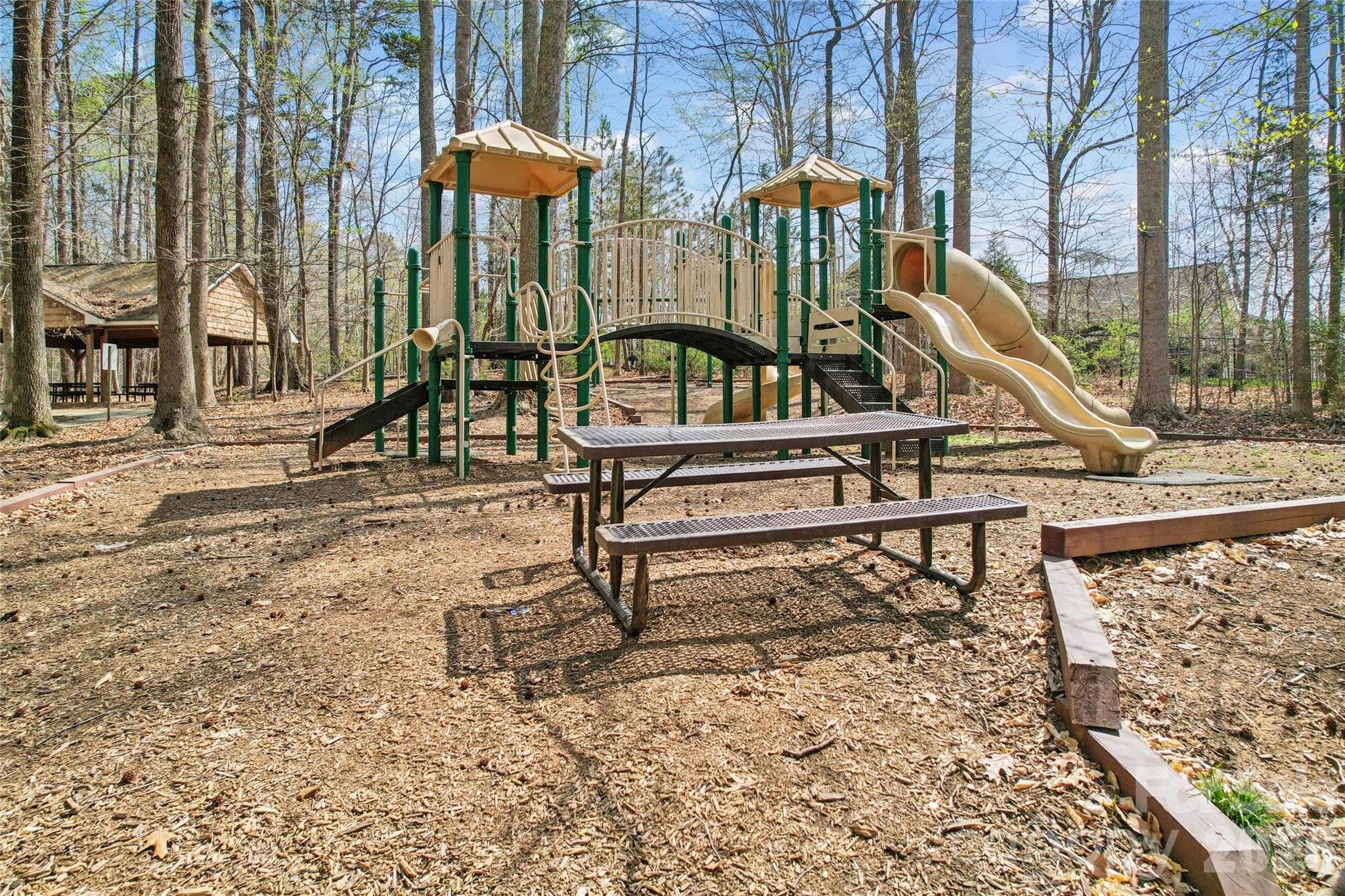 2678 Landing Pointe Drive Property Photo 43