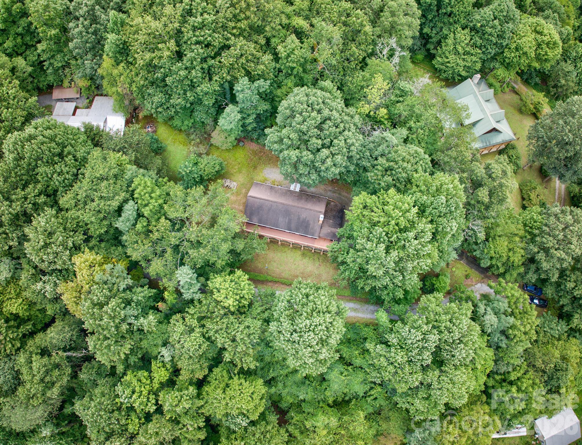 612 Whispering Winds Road Property Photo 16