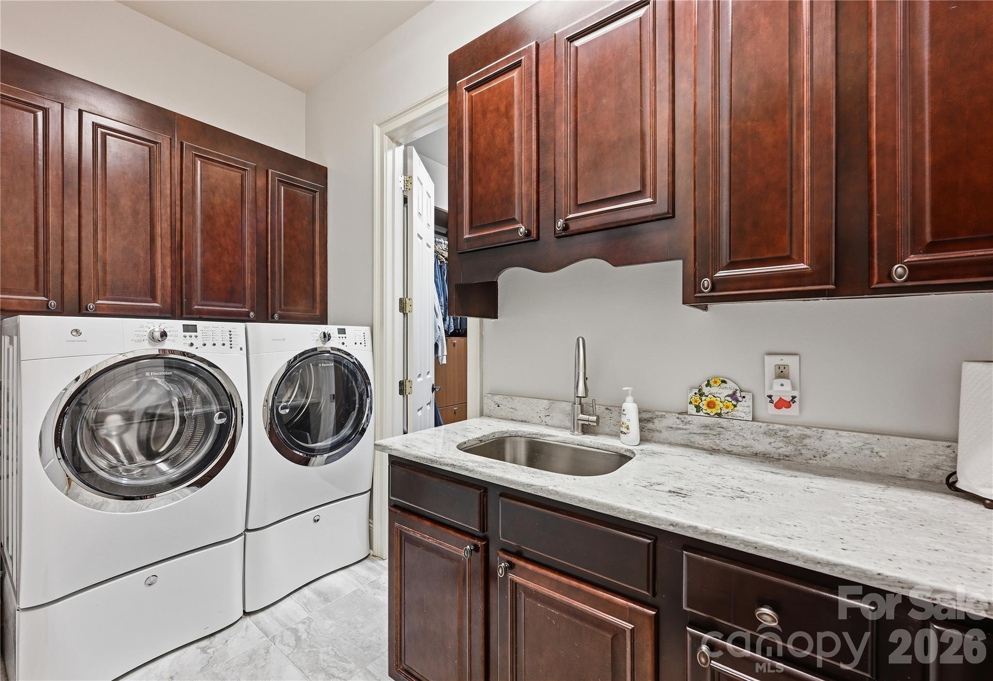 163 W Maranta Road Property Photo 23