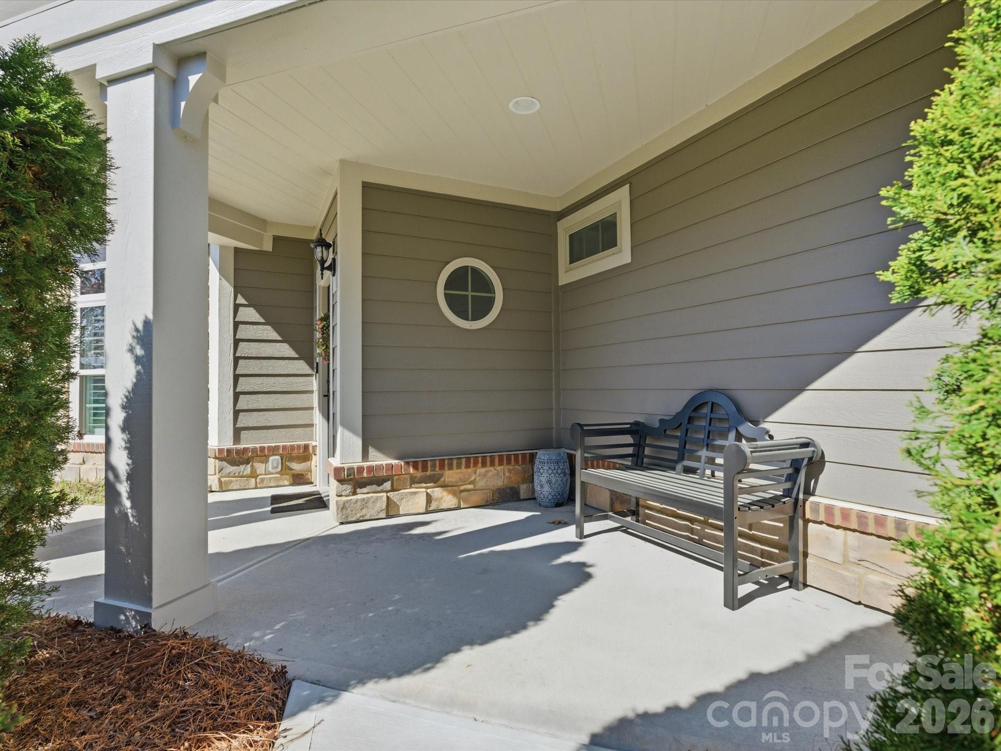 1180 Avalon Place Property Photo 2