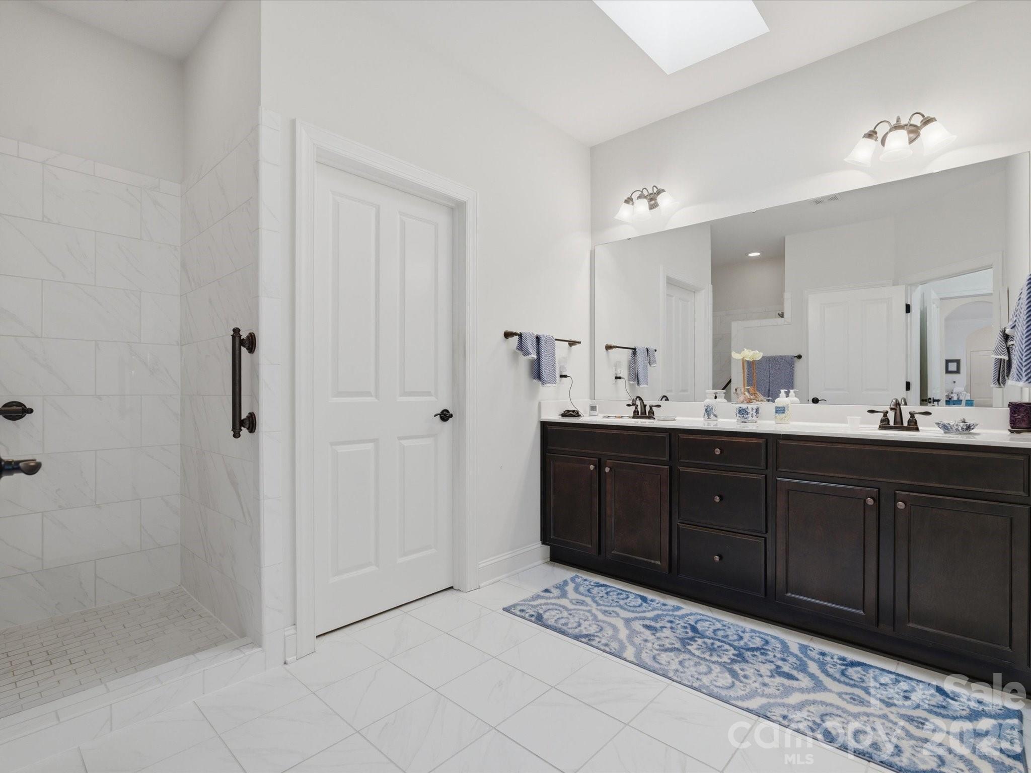 1180 Avalon Place Property Photo 15