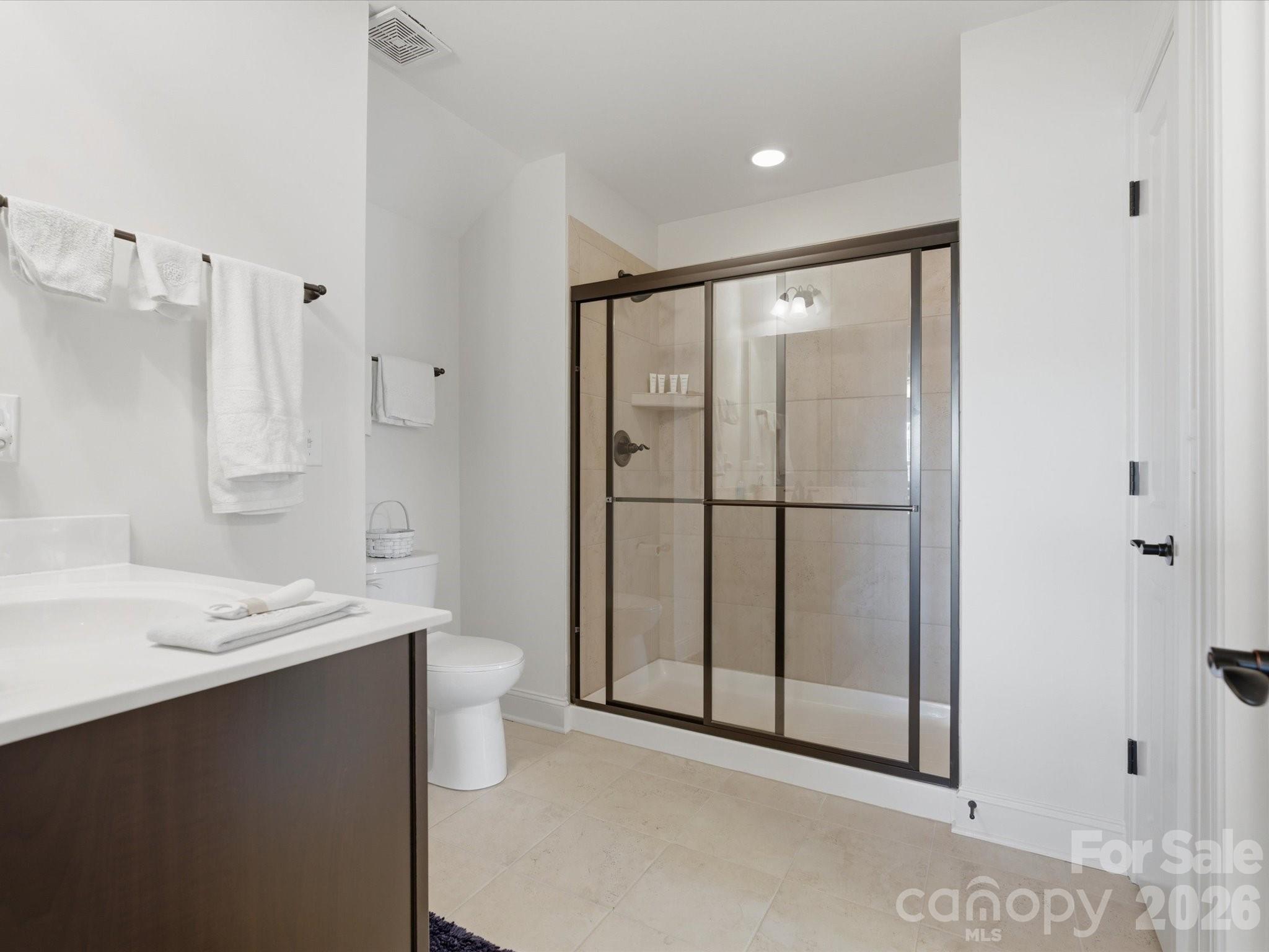 1180 Avalon Place Property Photo 25