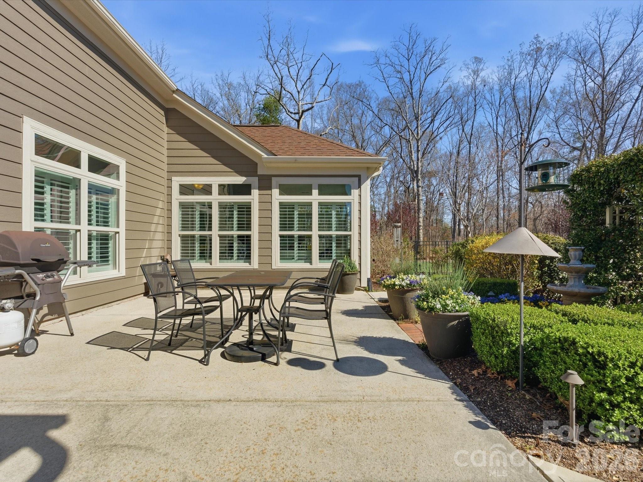 1180 Avalon Place Property Photo 31