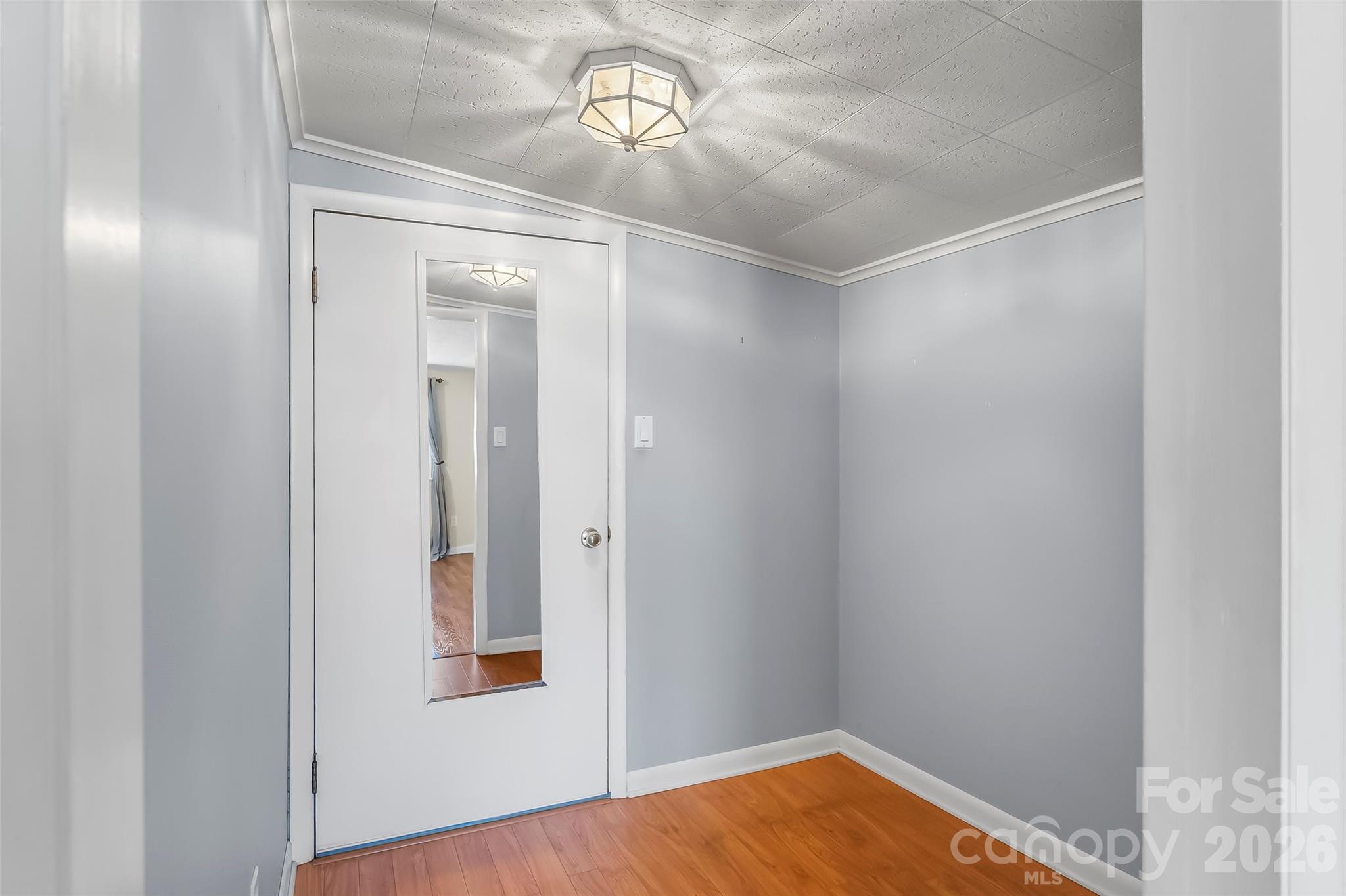10 Woodmont Drive Property Photo 17